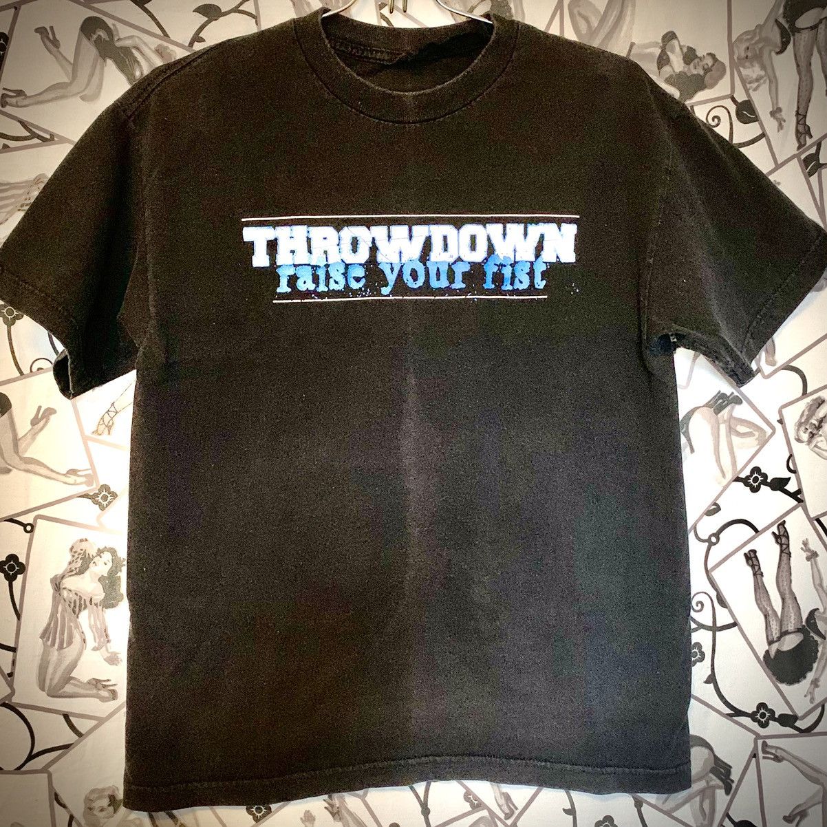 Vintage Rare Vintage Throwdown Raise Your Fist Concert Tee Size US XS / EU 42 / 0 - 1 Thumbnail