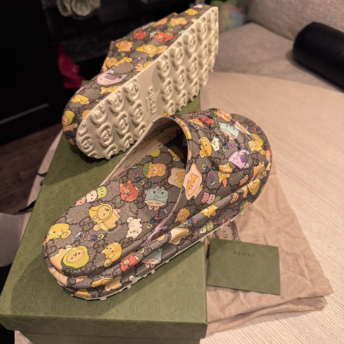 Gucci Gucci x Pikarar GG Supreme Platform Slides Size US 11.5 / EU 44-45 - 7 Thumbnail