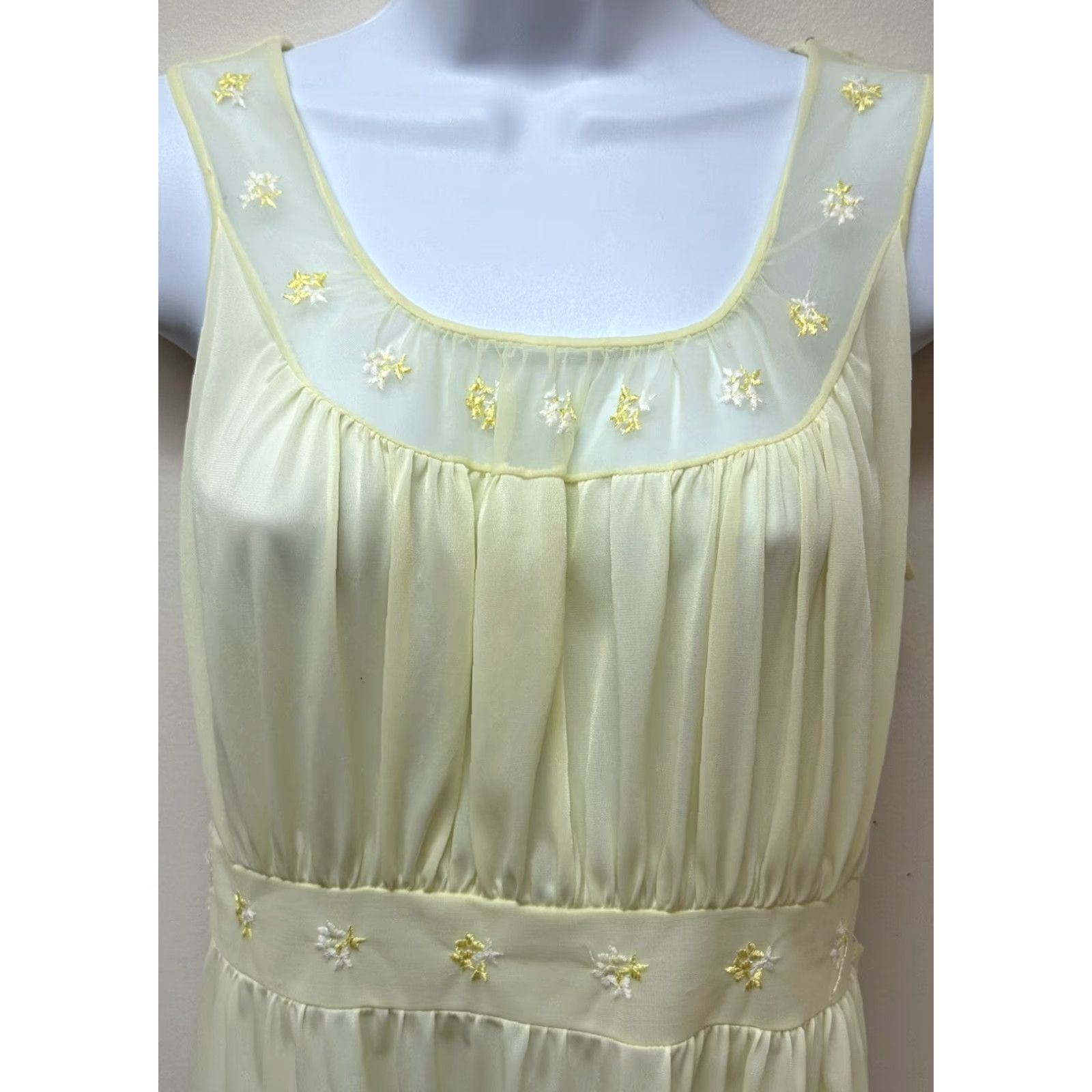 Vintage VINTAGE Nightgown Yellow Silky Nylon Long Nightgown Dainty Floral Embroidery M Nylon Nightgown Yellow Vintage Nightgown Womens Nightgown Size ONE SIZE - 3 Thumbnail