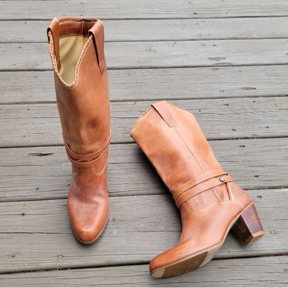 Vintage 70's Western Boho Honey Tan Leather Mid Calf Cowgirl Shoes in Brown, Women's (Size 7.5)
