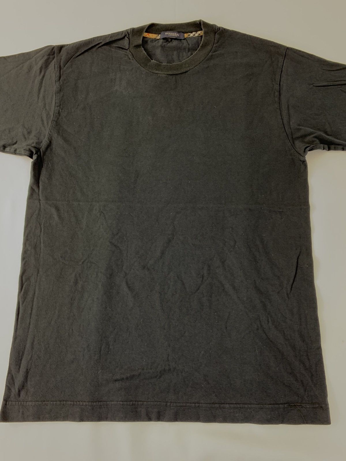 Burberry Burberry London Plain Minimalist Style Printed Tee T-shirt Size US M / EU 48-50 / 2 - 3 Thumbnail