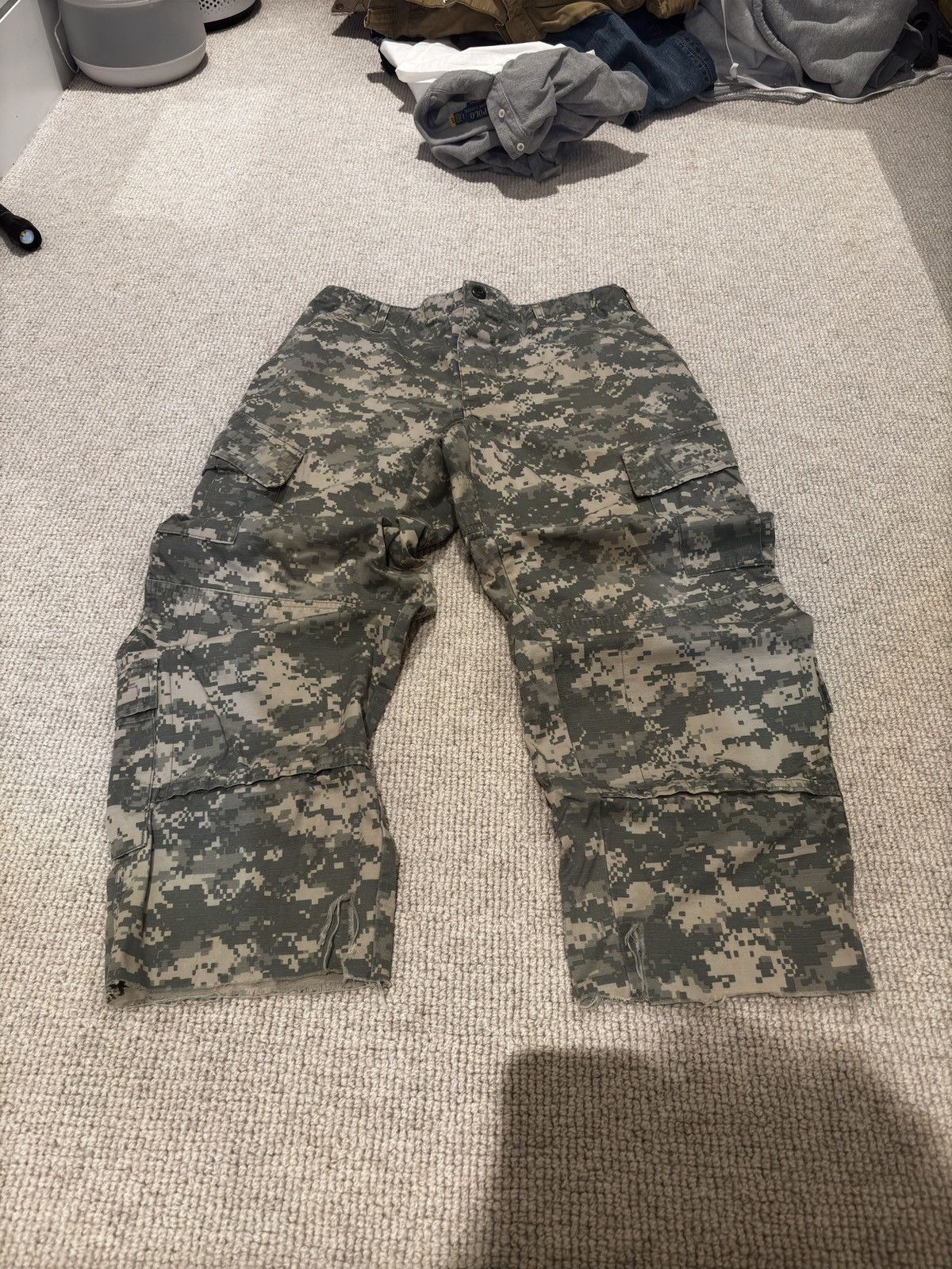 Vintage CARTI STYLE BAGGY CAMO PANTS Size US 32 / EU 48 - 1 Thumbnail