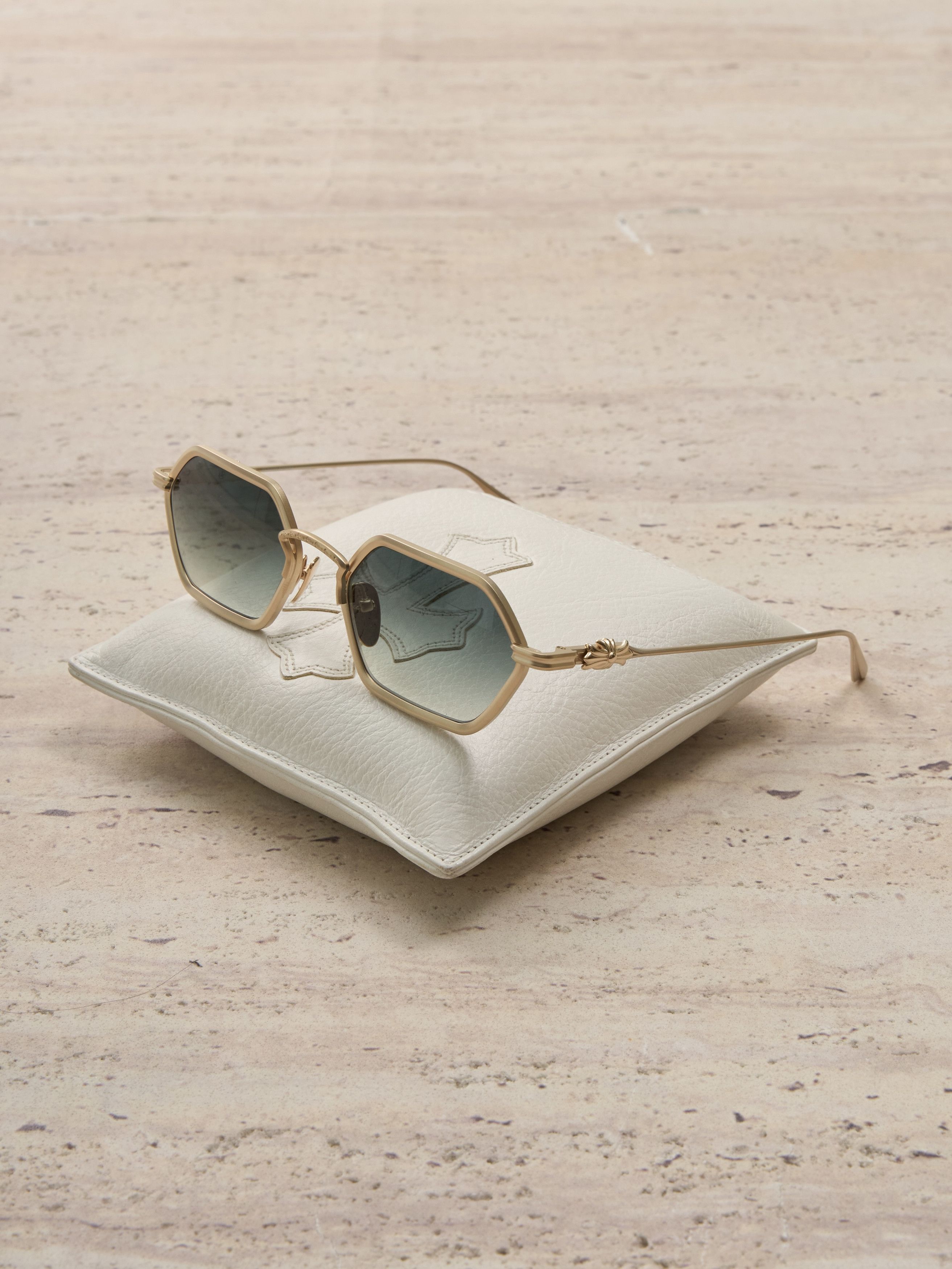 Chrome Hearts CHROME HEARTS DATASS MATTE GOLD PLATED Size ONE SIZE - 1 Thumbnail