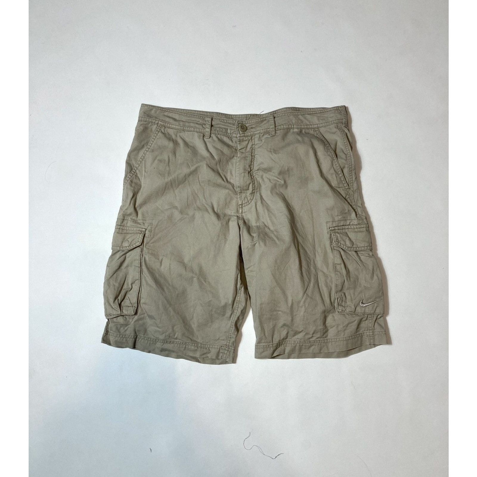 Nike × Vintage Vintage Nike Y2K Style beige Cargo Shorts Size US 36 / EU 52 - 1 Thumbnail