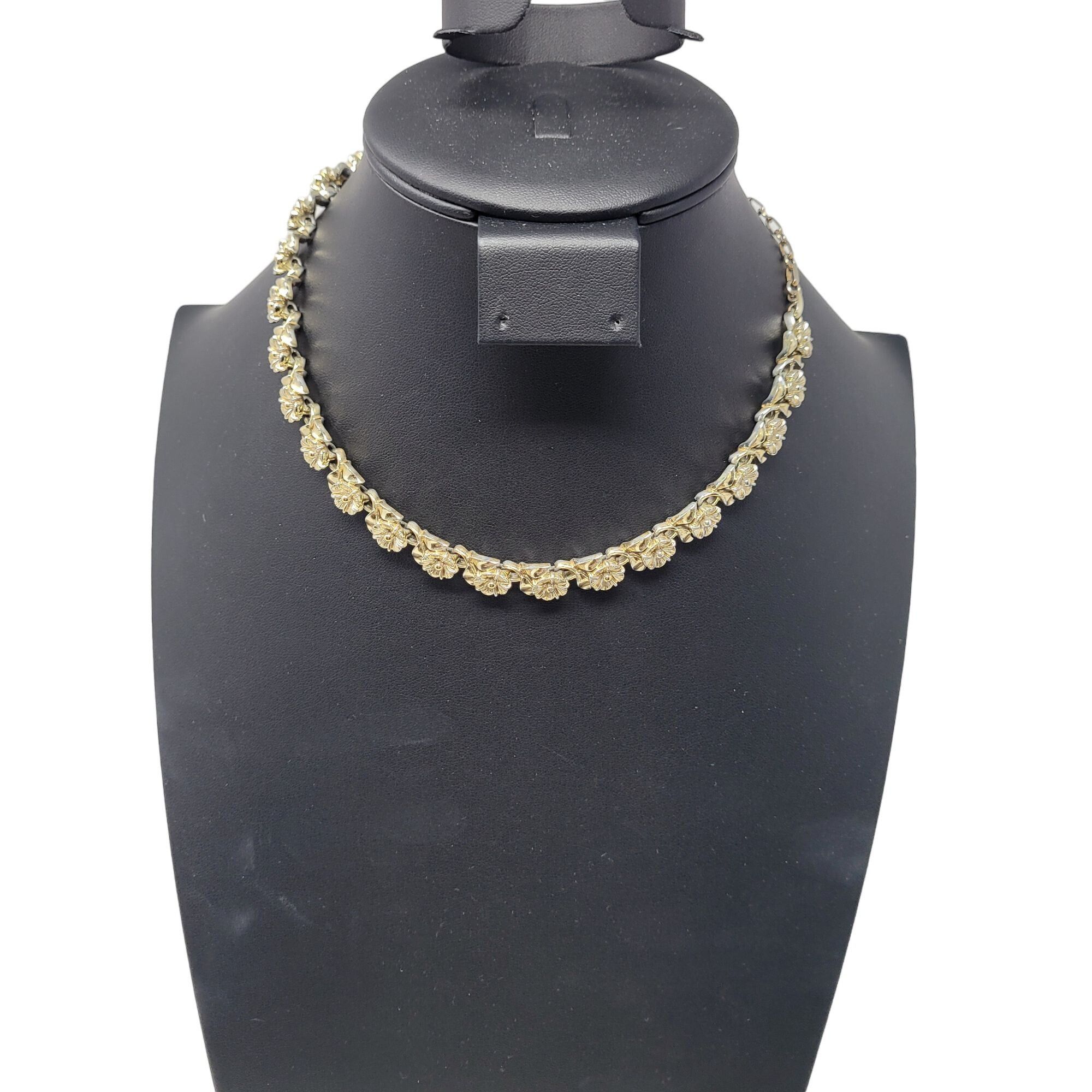 Vintage 70s Signed Lisner Gold Tone 3D Flower Link Collar Choker Size ONE SIZE - 2 Thumbnail
