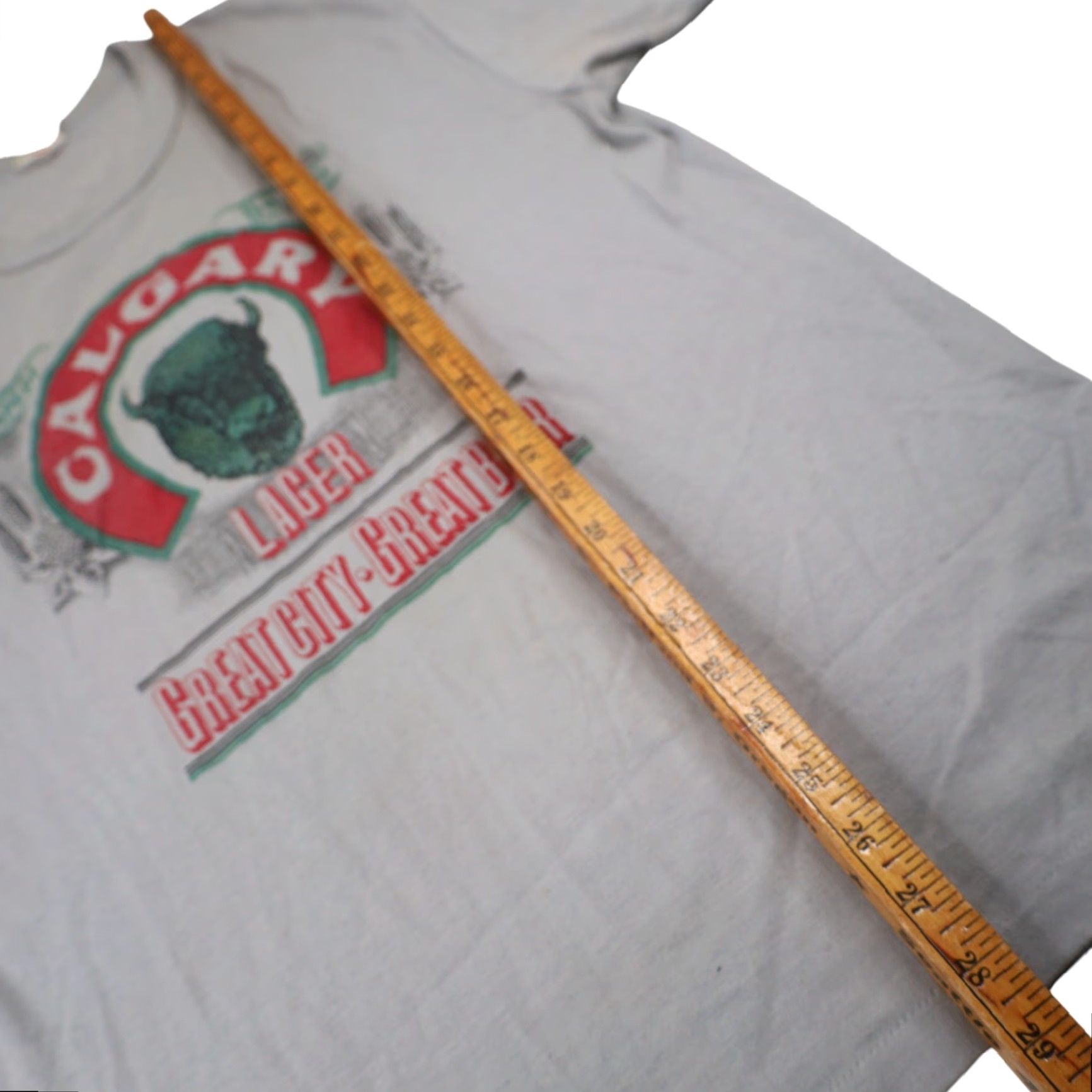 Vintage VINTAGE Calgary Lager Beer Graphic T Shirt XL Mens Gray 90s Boys? Size US XL / EU 56 / 4 - 8 Thumbnail