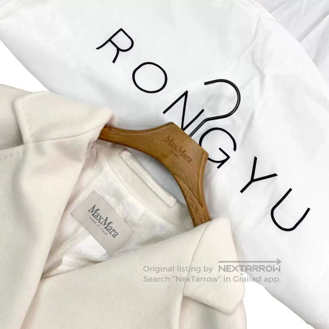 Other maxmara white double-breasted coat size 34. Size US S / EU 44-46 / 1 - 3 Thumbnail