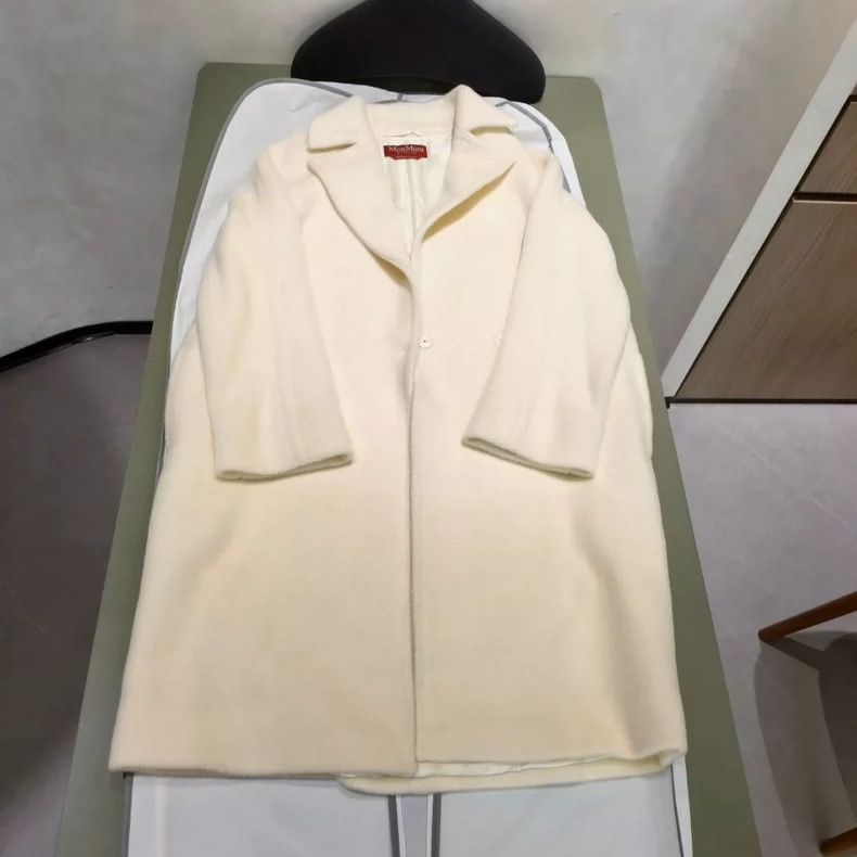 Max Mara Max Mara Coats Size M / US 6-8 / IT 42-44 - 1 Thumbnail