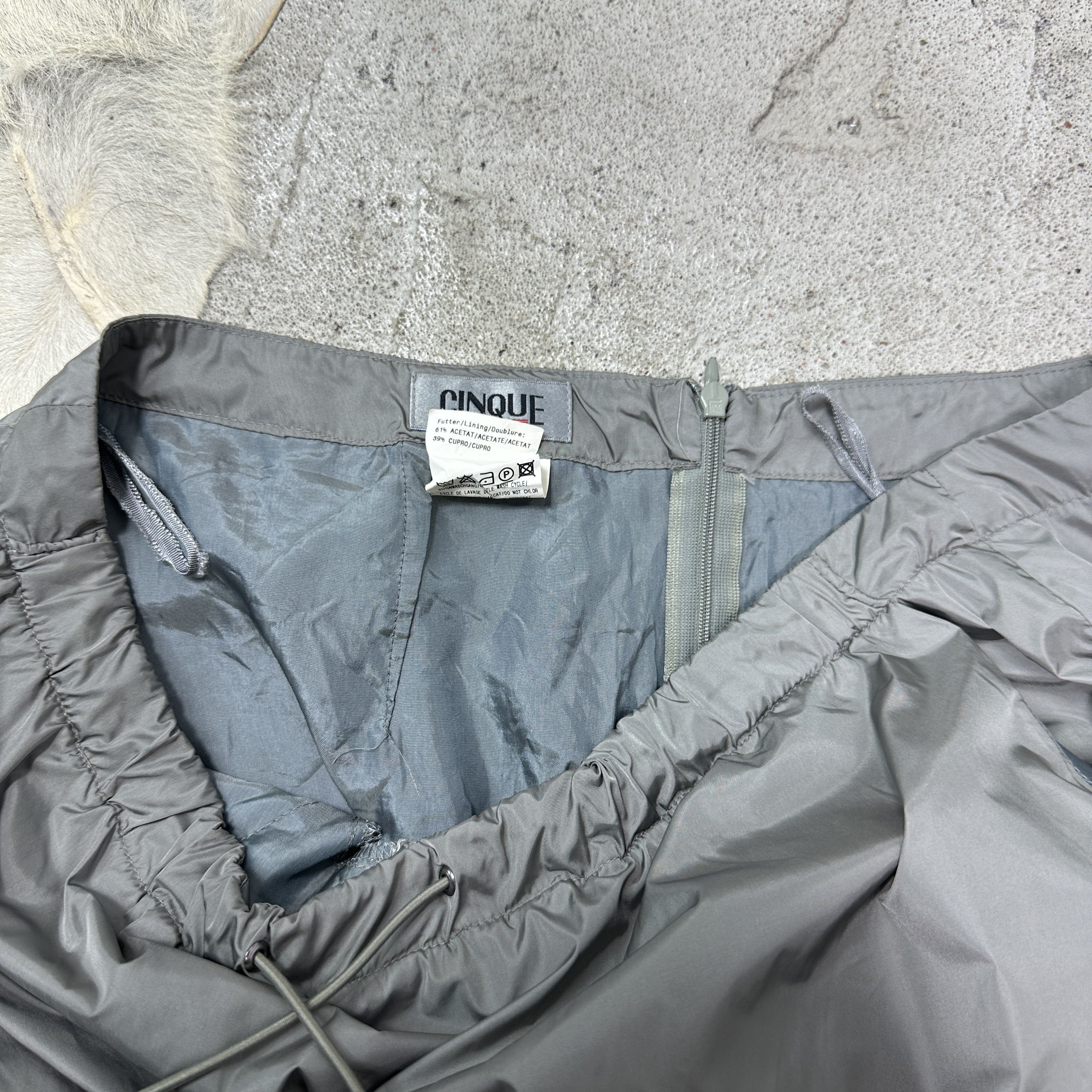 Vintage Vintage Avant Garde Maxi Cyber Gorpcore Nylon Skirt 00s Size 28" / US 6 / IT 42 - 3 Thumbnail