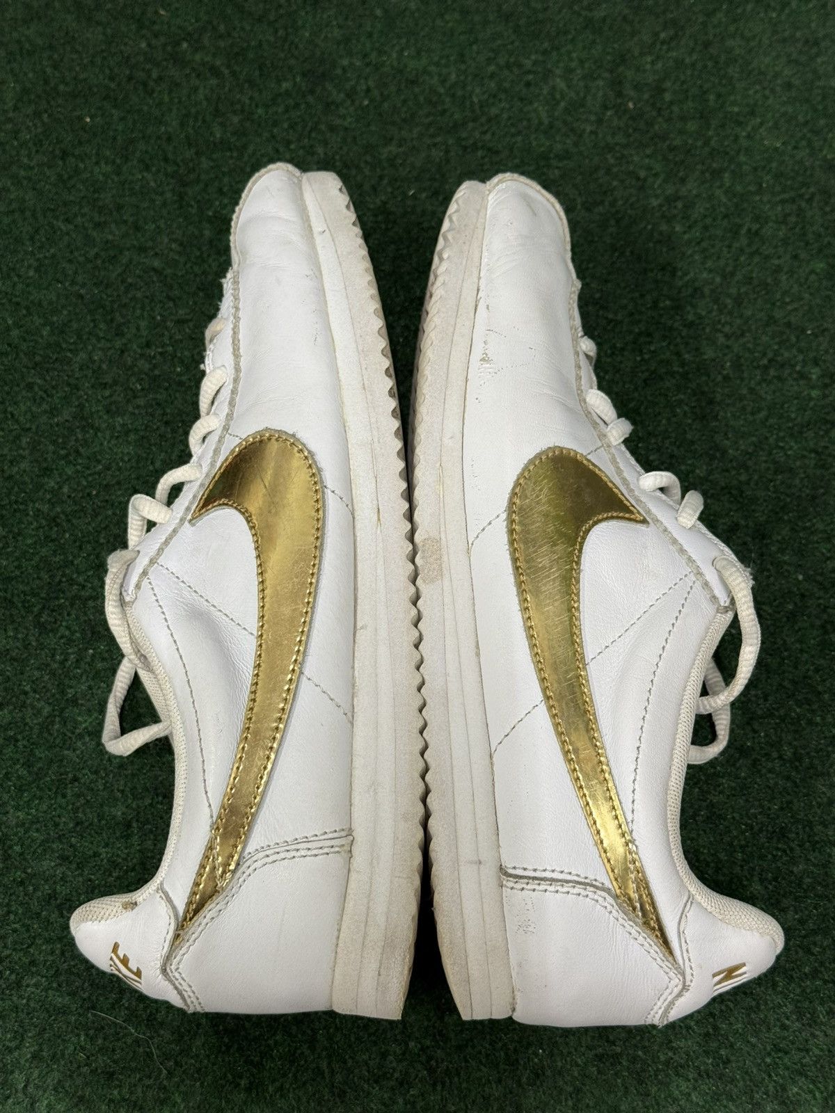 Nike 2016 Nike Cortez Metallic Gold Size US 7 / EU 40 - 4 Thumbnail