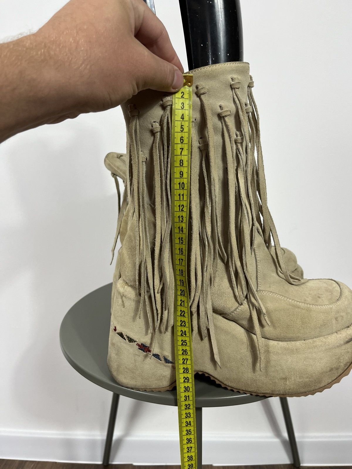 Vintage Beige Suede Fringe Platform Boots with Dangling Details Zip Size US 10 / IT 40 - 16 Thumbnail