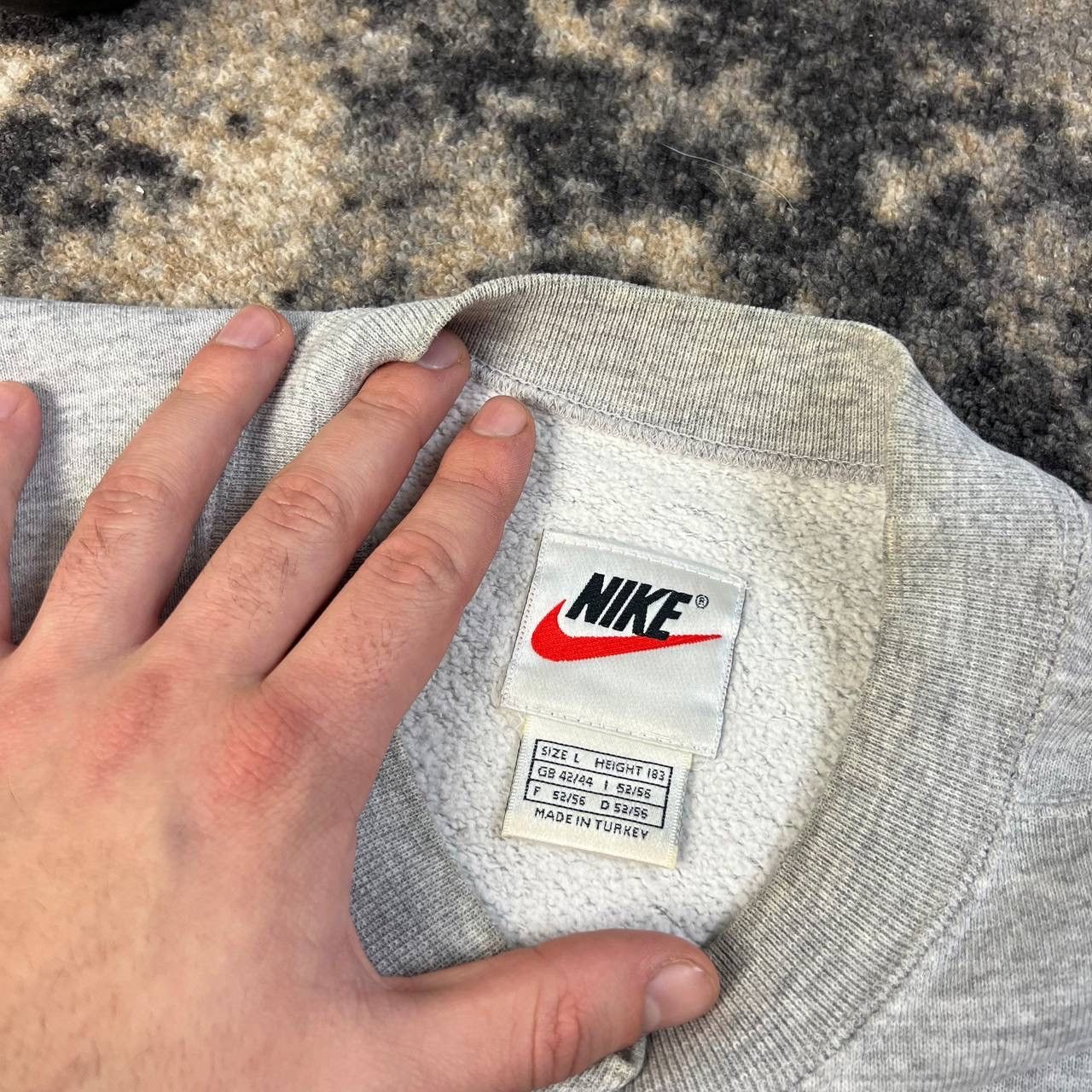 Nike Nike Vintage Y2K Big Embroidered Logo Oversized Sweatshirt Size US L / EU 52-54 / 3 - 5 Thumbnail