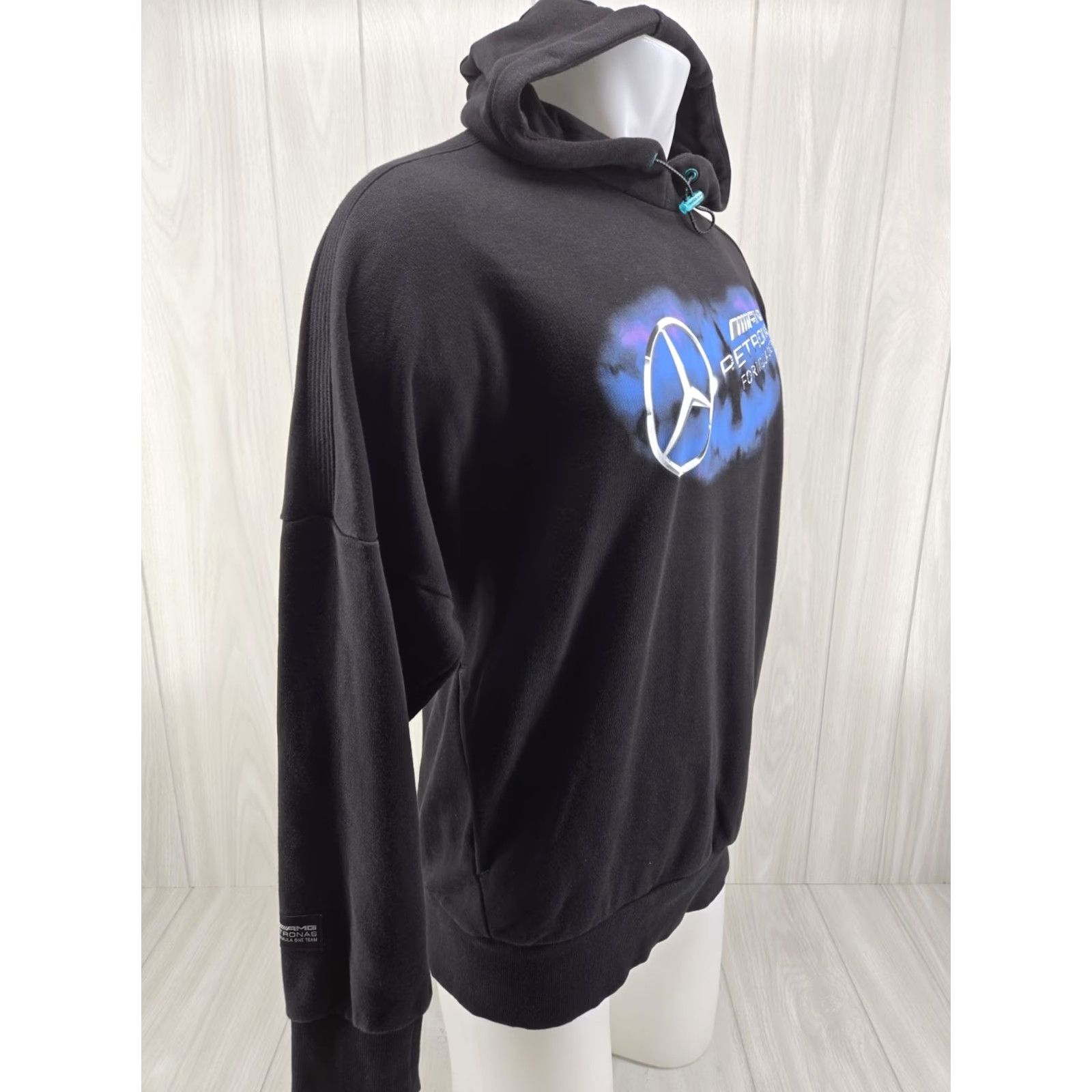 Puma PUMA MERCEDES AMG Petronas Formula One Hoodie Sweatshirt Mens SMALL Black Logo Pullover Hooded Sweatshirt Mens Short Sleeve? Size US S / EU 44-46 / 1 - 7 Thumbnail