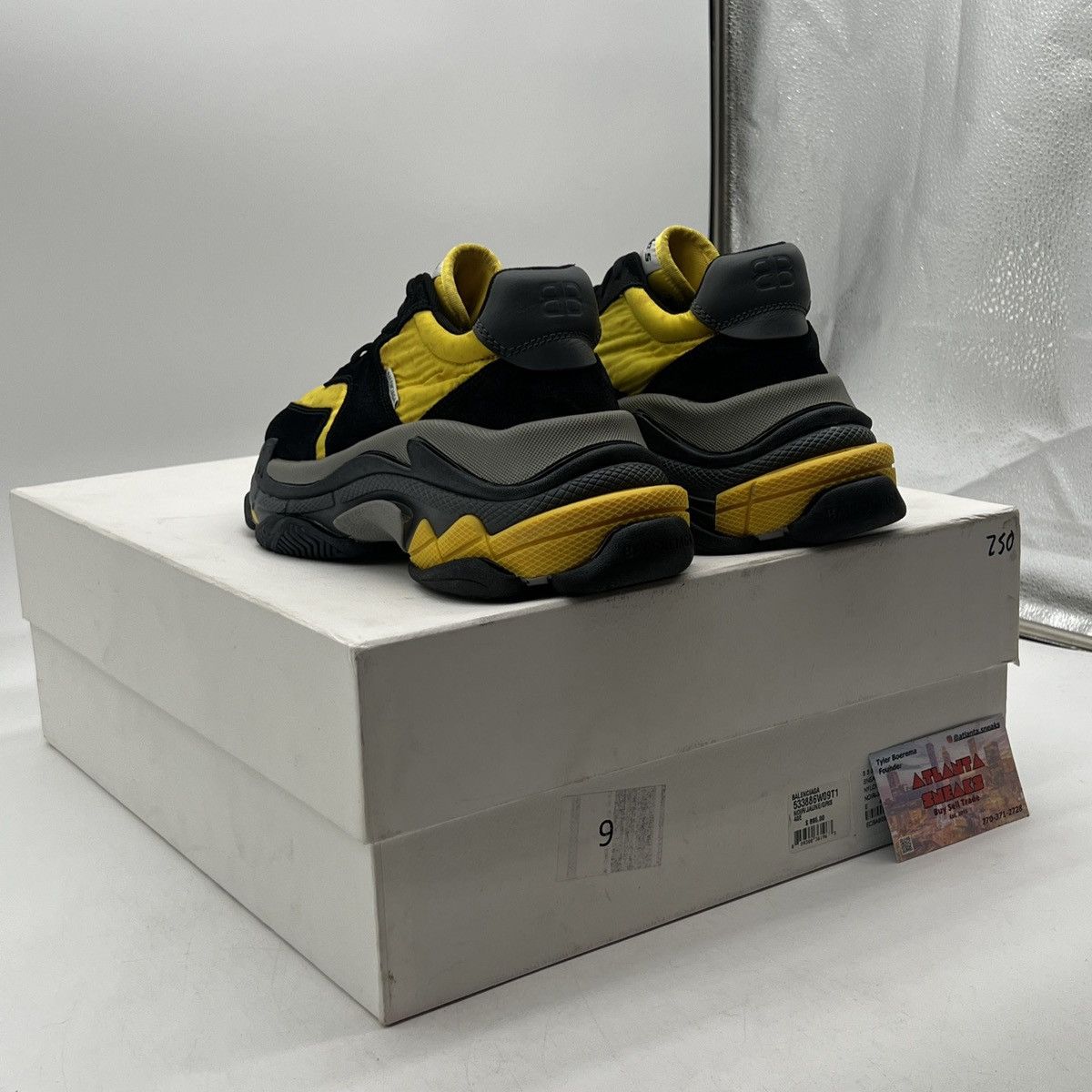 Balenciaga Balenciaga triple s black yellow Size US 7 / EU 40 - 4 Thumbnail