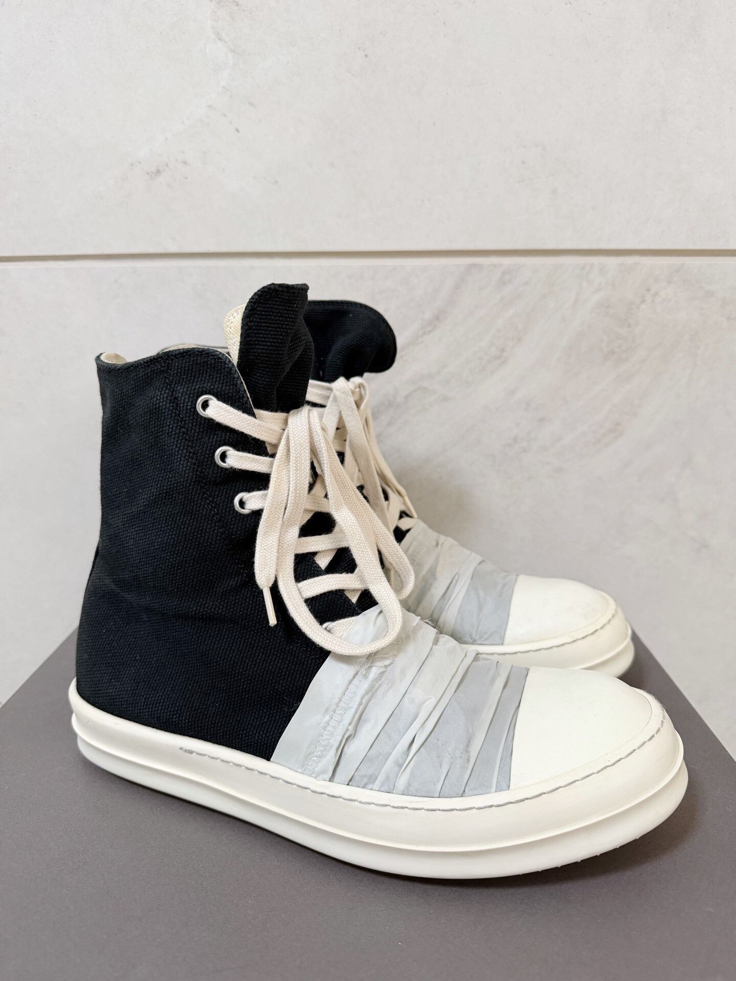 Rick Owens Rick Owens Converse Mummy Bandage White Silk Size US 8 / EU 41 - 1 Thumbnail
