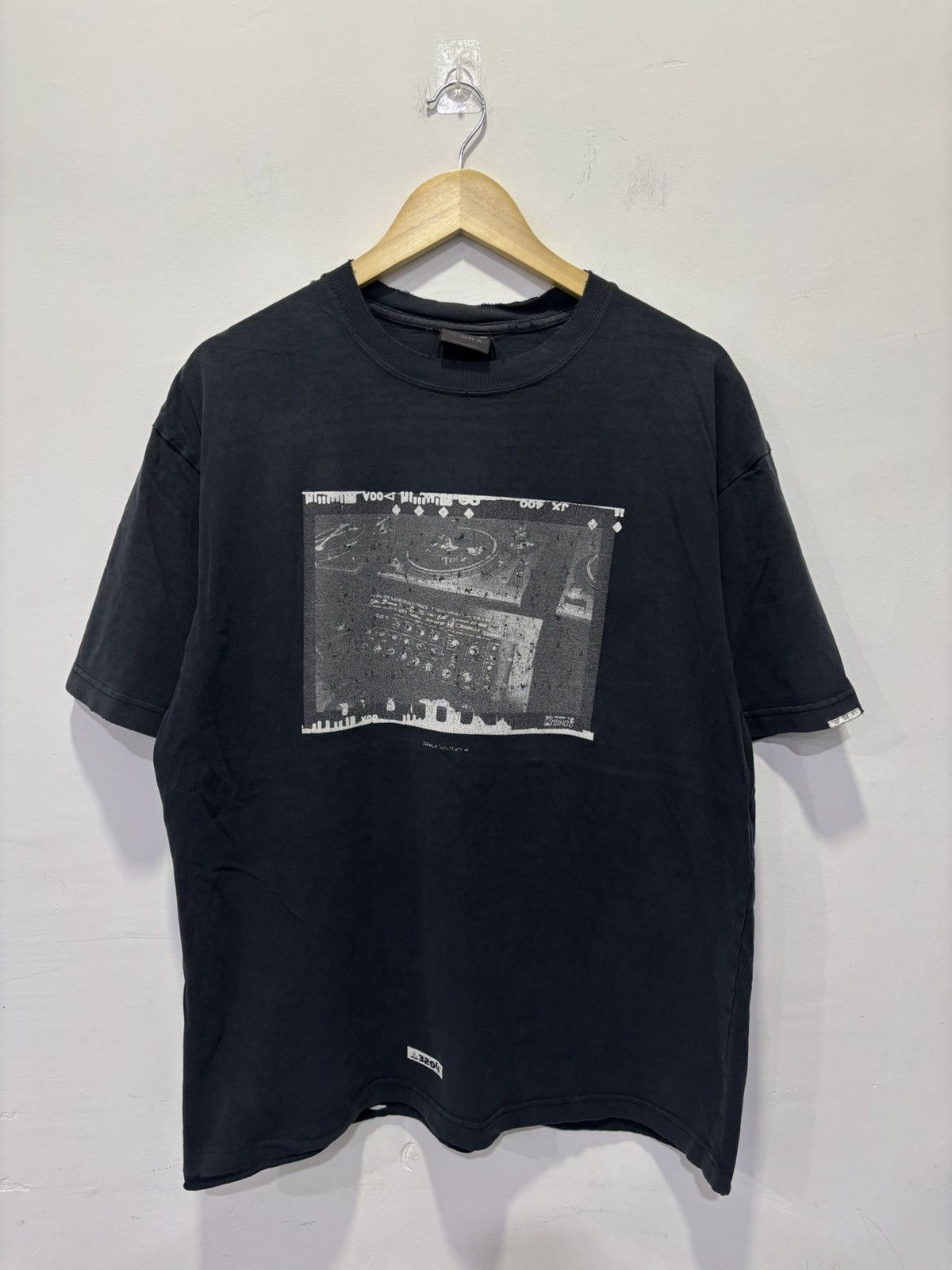 Neighborhood Vintage Neighbourhood Technical Apparel Tshirt Size US L / EU 52-54 / 3 - 1 Thumbnail
