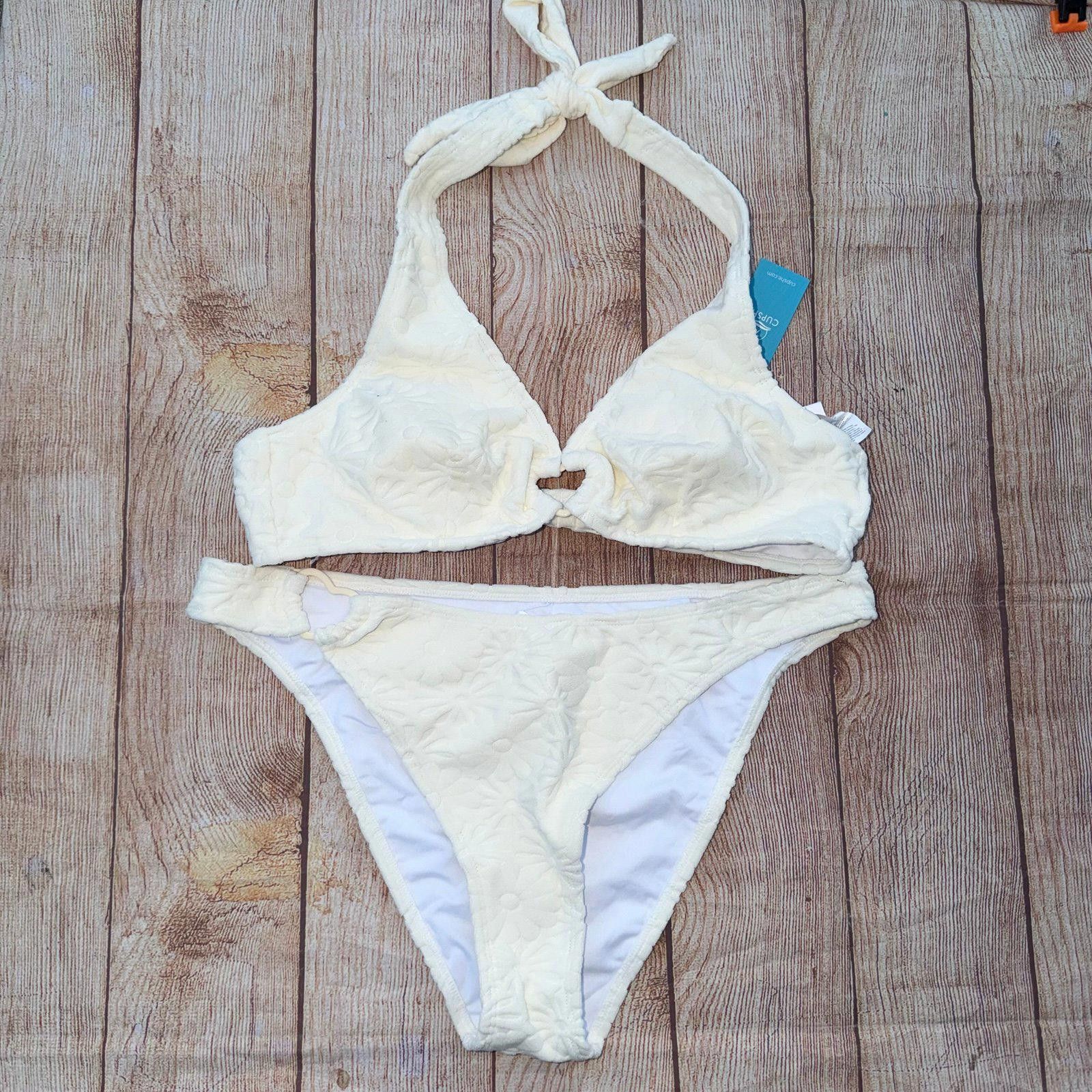 Other Cupshe Large Cream Floral Textured Bikini Set NWT Size ONE SIZE - 1 Thumbnail