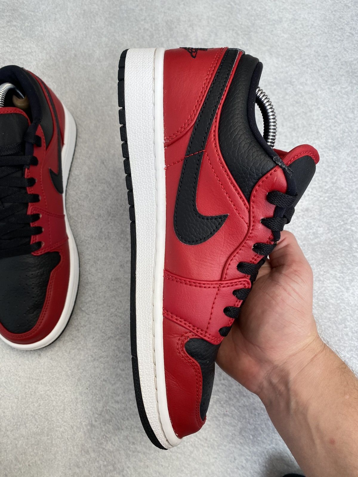 Jordan Brand Nike Air Jordan 1 Low Reverse Bred Gym Red/Black 553558-605 Size US 8 / EU 41 - 10 Thumbnail
