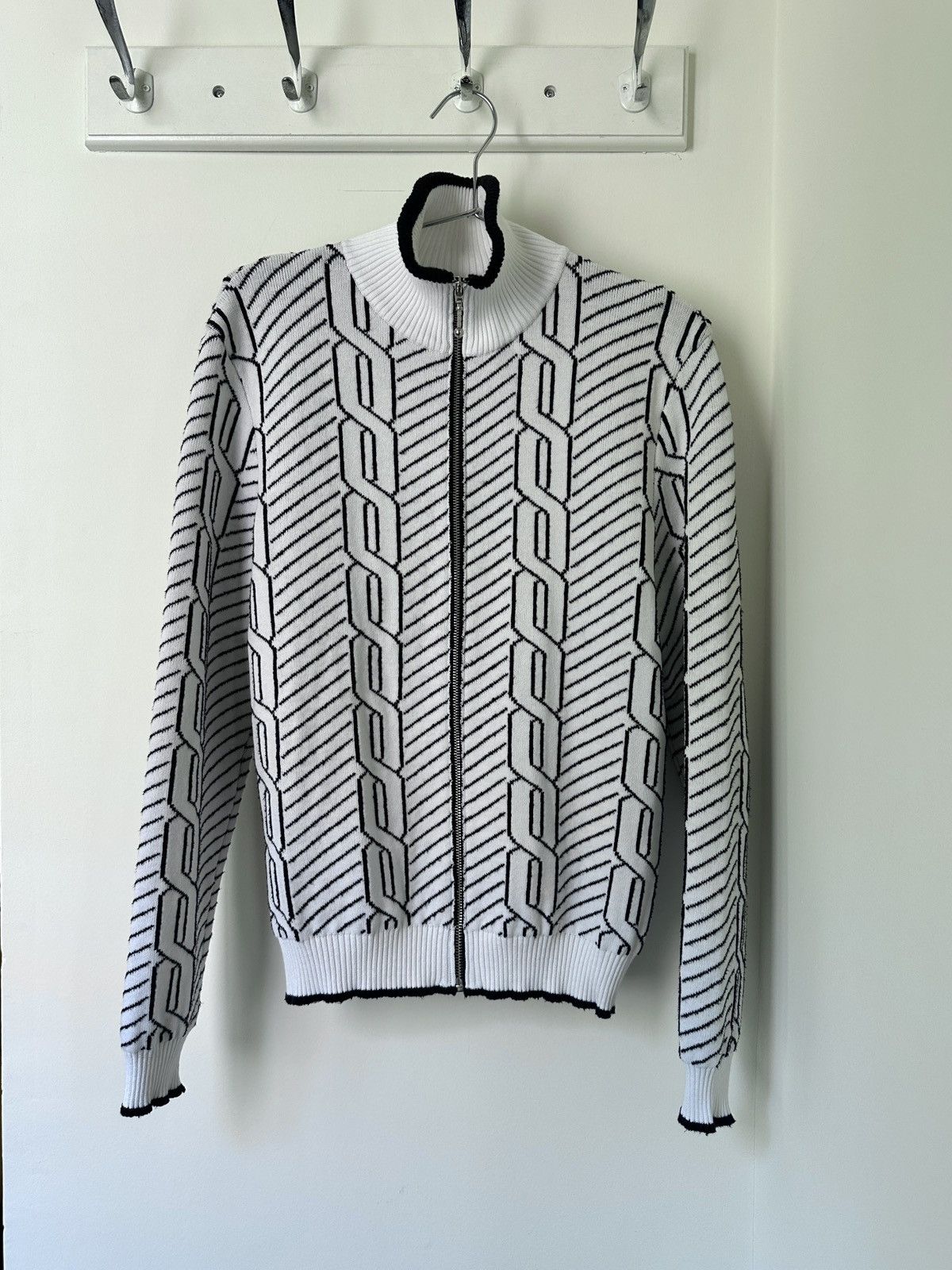 Ernest W. Baker White Jacquard Sweater Ernest W. Baker Size US M / EU 48-50 / 2 - 1 Thumbnail
