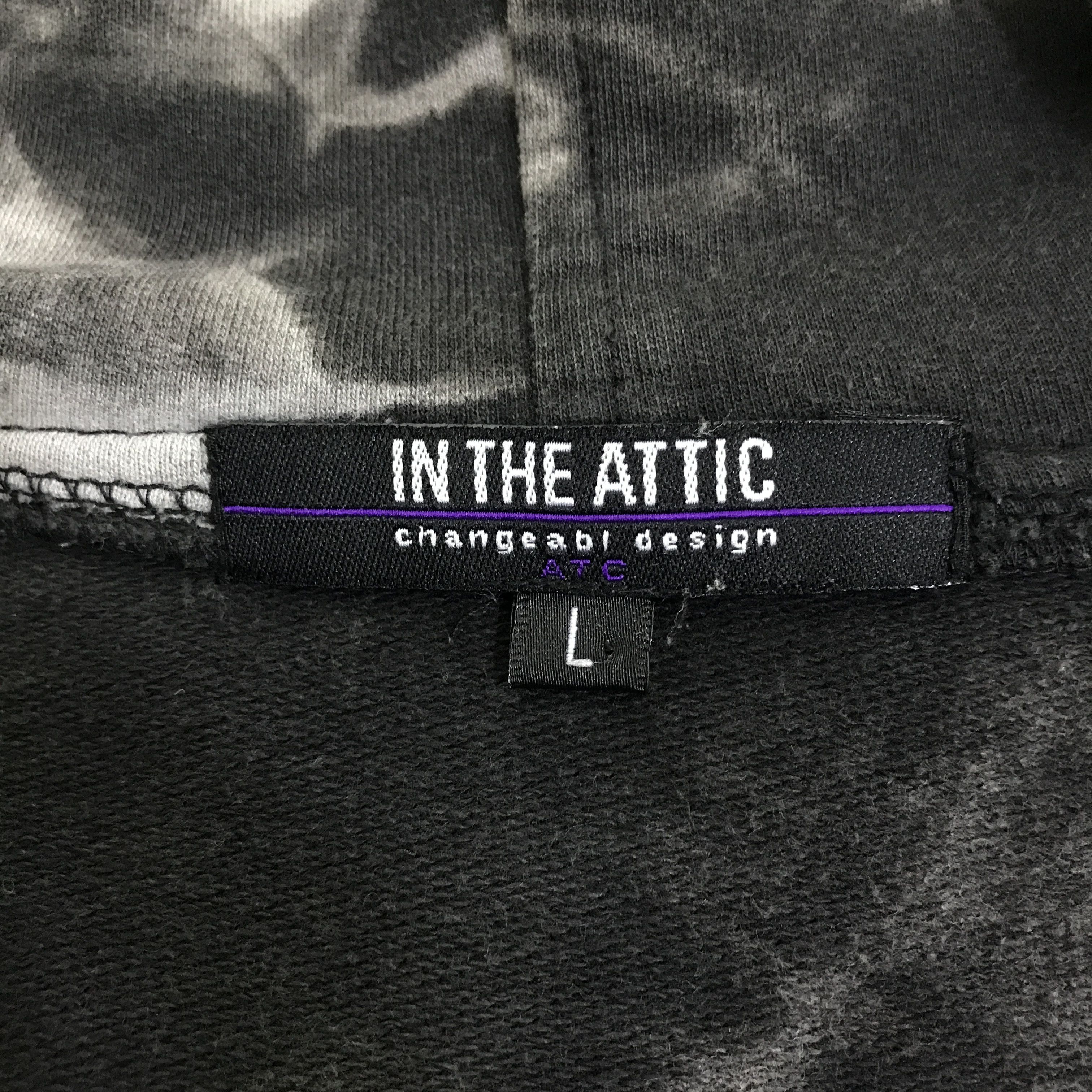 In The Attic Gothic style In The Attic Japan Hoodies K96B1 Size US L / EU 52-54 / 3 - 12 Thumbnail