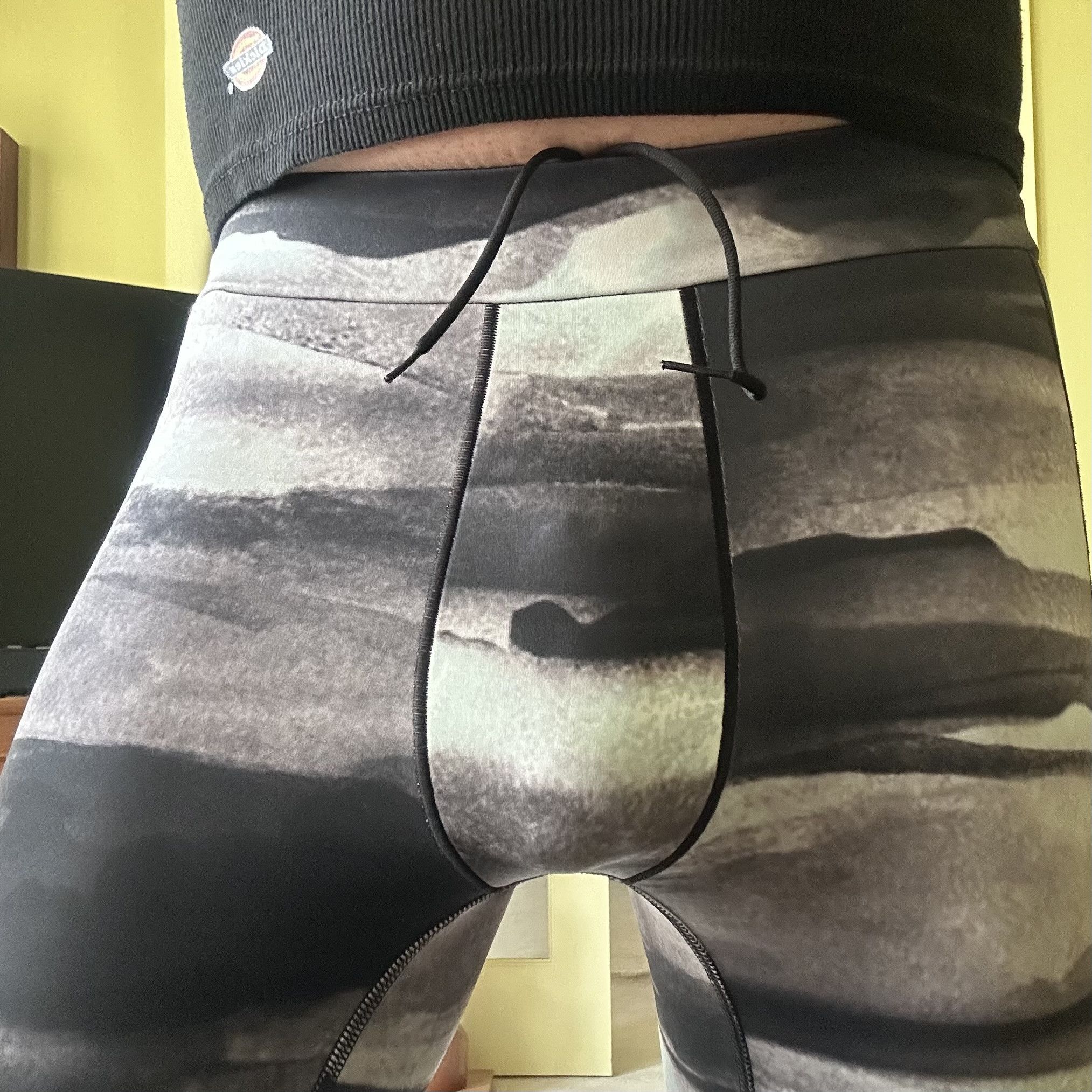 Adidas NWT ADIDAS All-Over Print MEN'S Yoga COMPRESSION PANTS Sz M Size US 32 / EU 48 - 6 Thumbnail