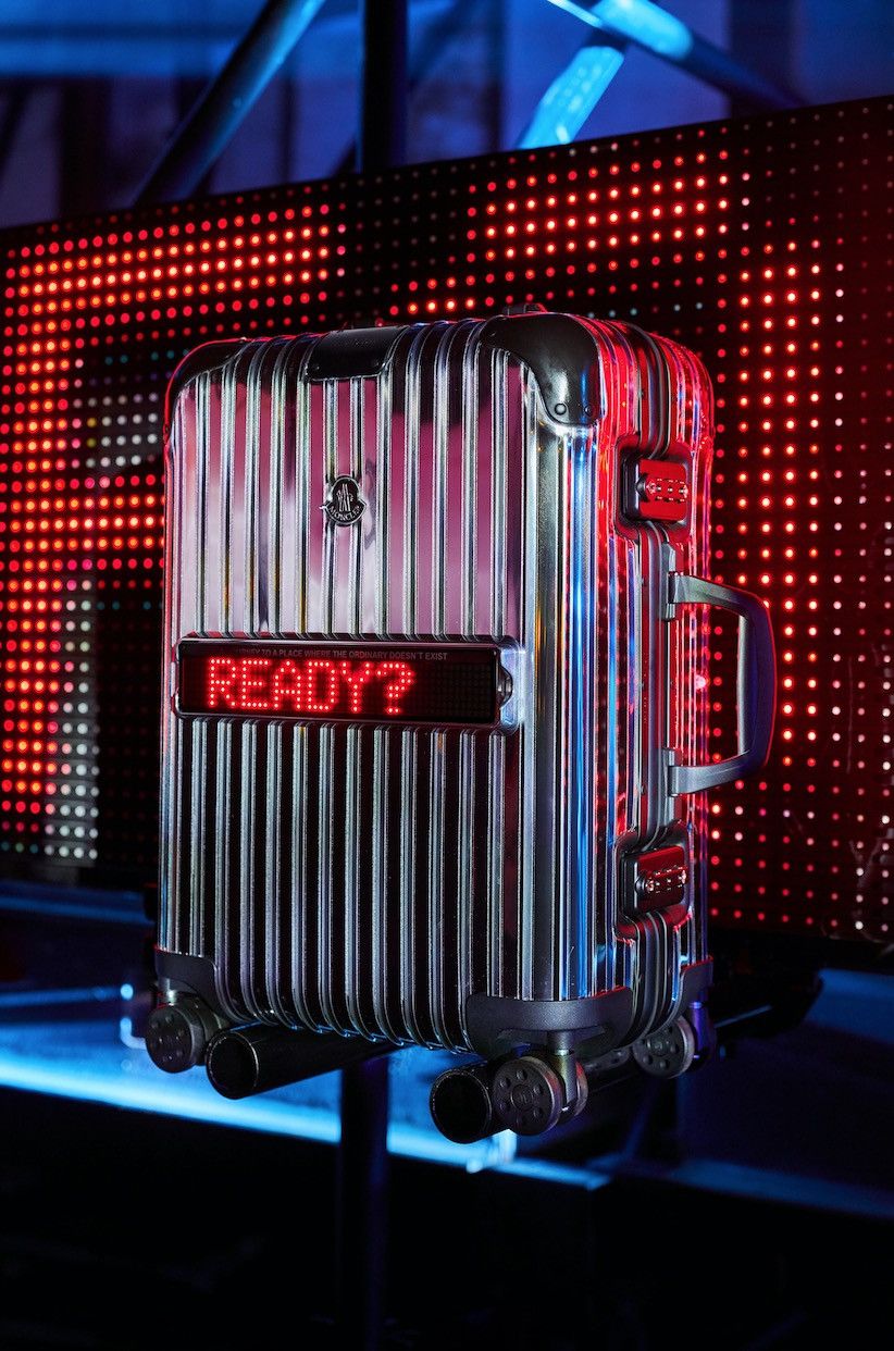 Moncler × Rimowa Reflection LED Suitcase Size ONE SIZE - 2 Thumbnail