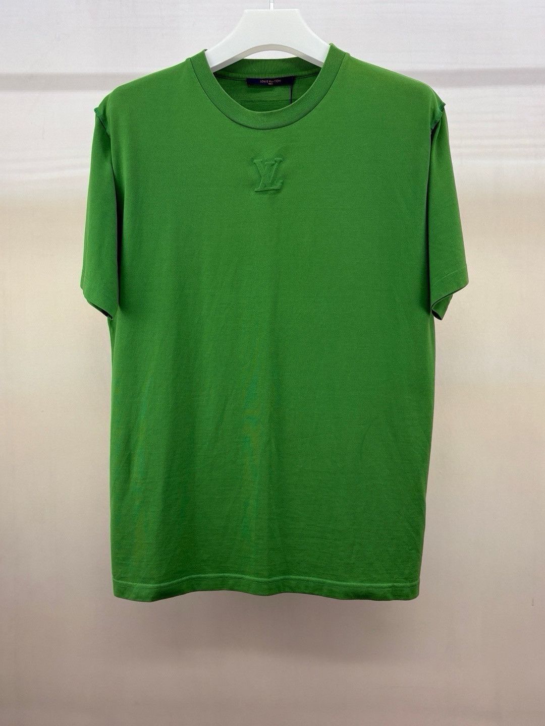Louis Vuitton Louis Vuitton Embossed Logo T-Shirt Size L Size US L / EU 52-54 / 3 - 1 Thumbnail