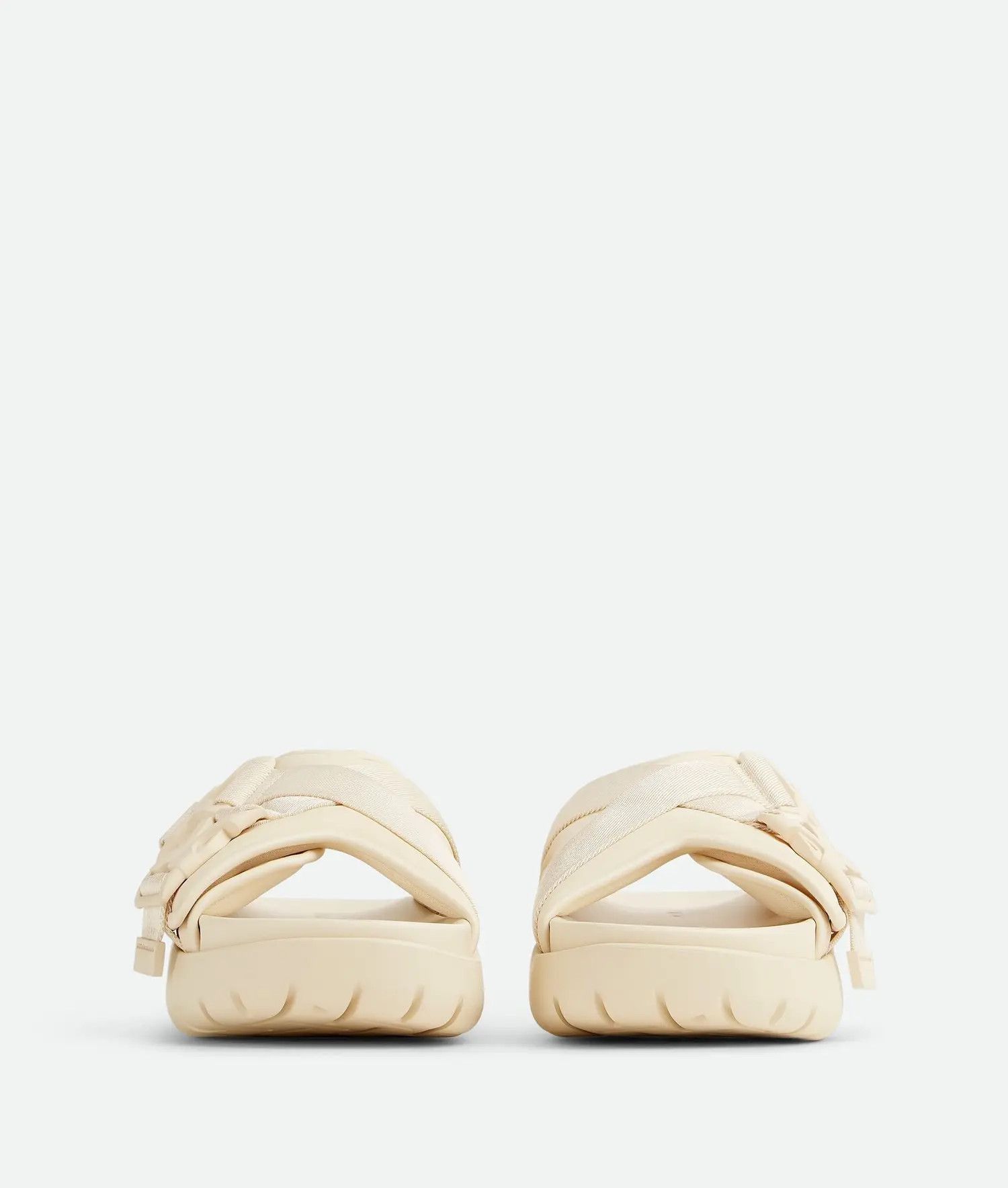 o1bcso1str0925 Snap Slide Sandals in Sea Salt