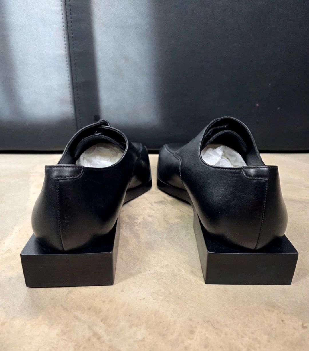 Balenciaga Balenciaga derbies in black smooth leather Size US 11 / EU 44 - 6 Thumbnail