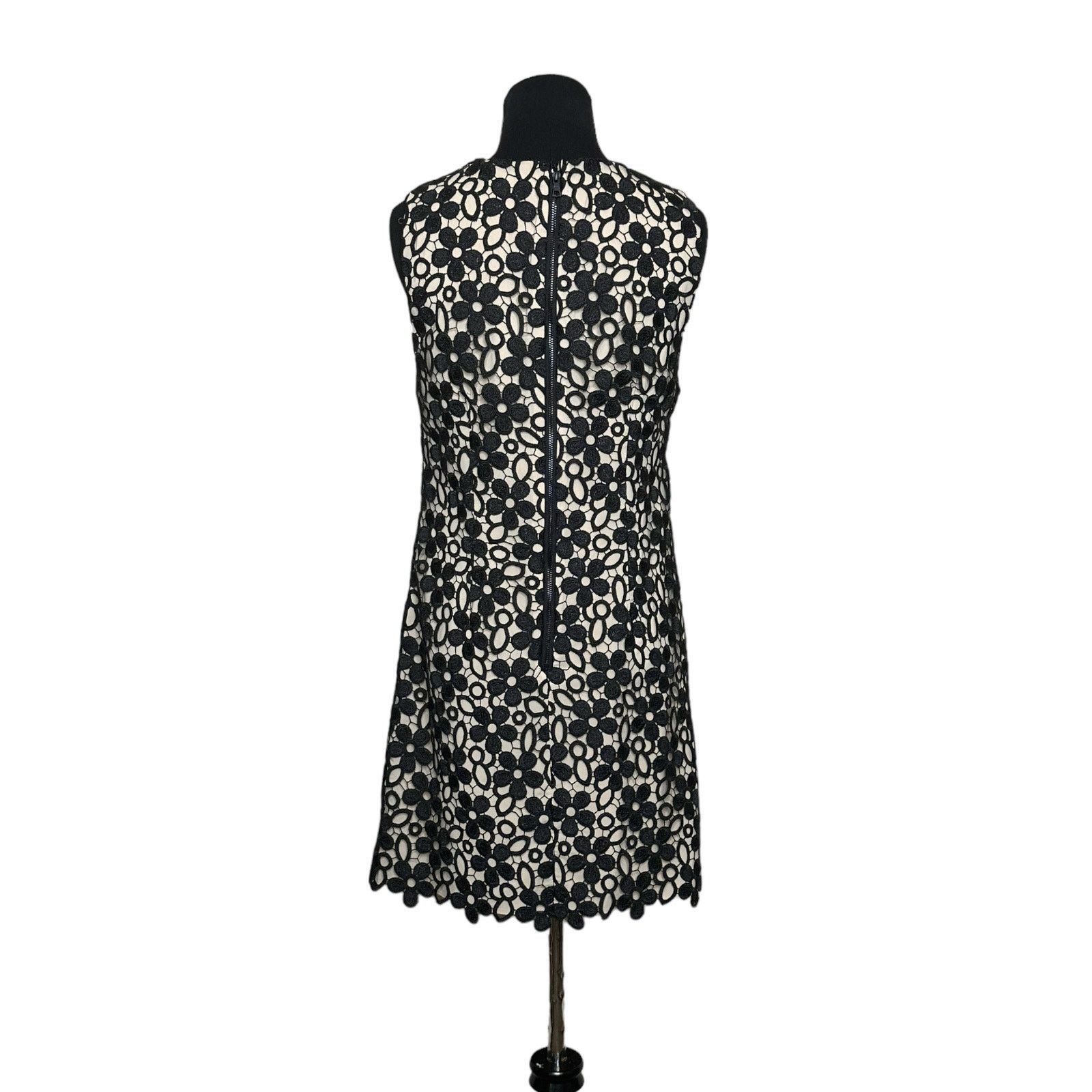 Alice + Olivia Alice + Olivia Clyde floral lace sheath mini dress size 4 Size S / US 4 / IT 40 - 17 Thumbnail