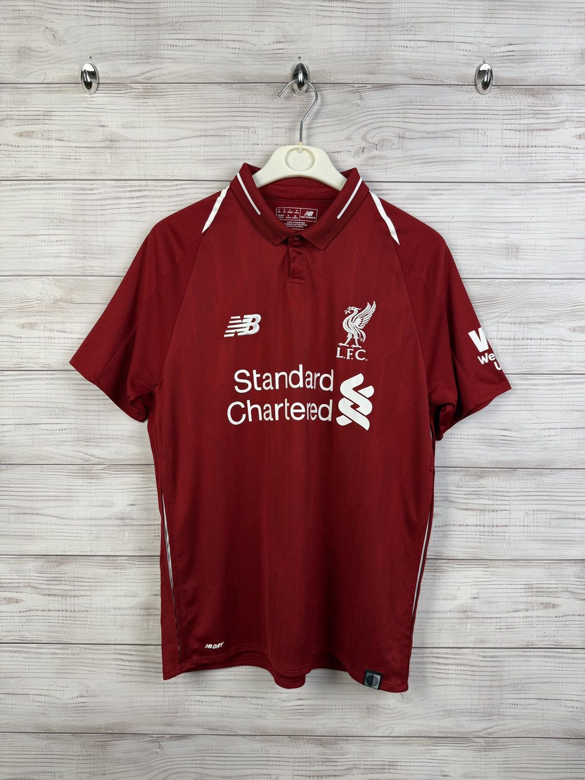 New Balance New Balance Liverpool M.Salah #11 Soccer jersey Size US S / EU 44-46 / 1 - 1 Thumbnail