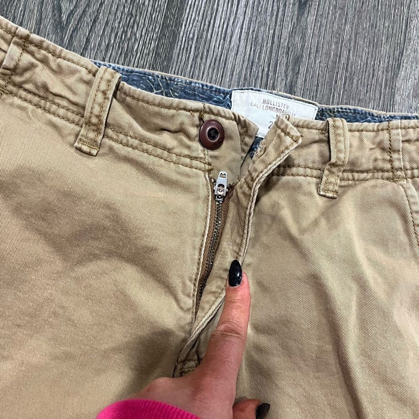 Hollister Hollister Shorts Cali Longboard Fit Summer Khaki Tan Size 28 Size US 28 / EU 44 - 3 Thumbnail