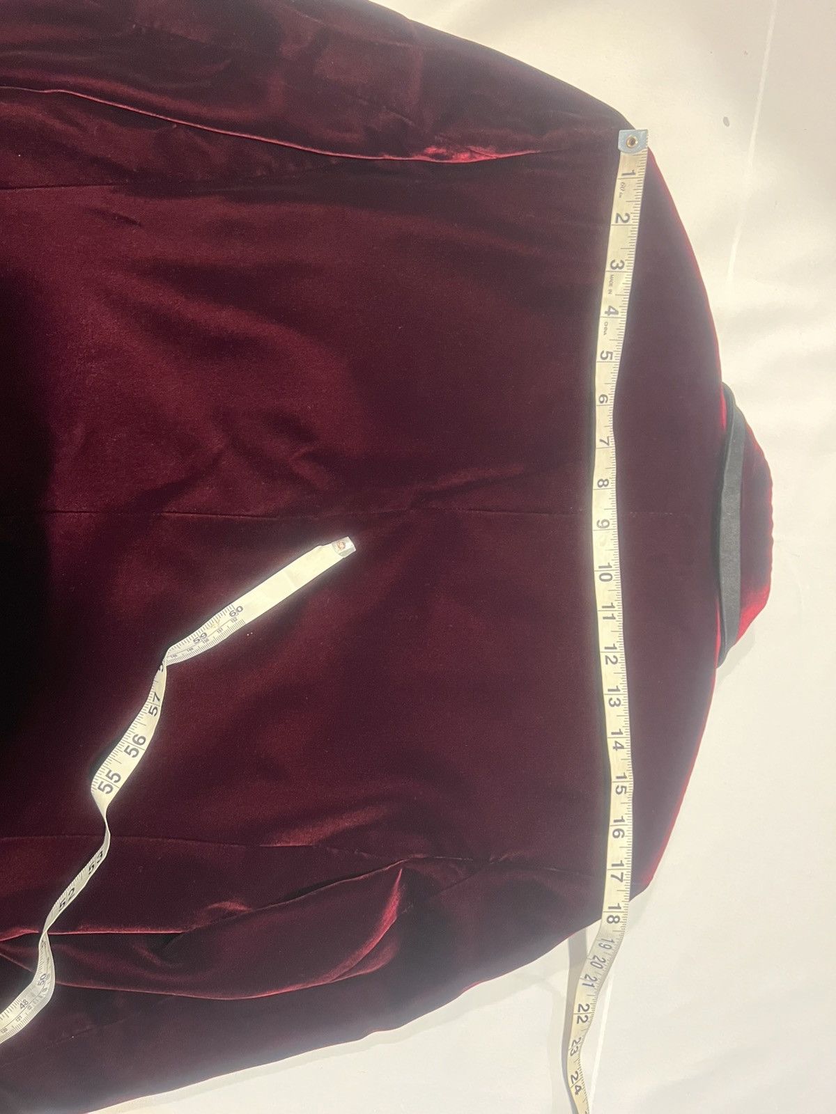 Saint Laurent Paris Saint Laurent velvet Blazer. 38/48. $3290 Size 38R - 6 Thumbnail