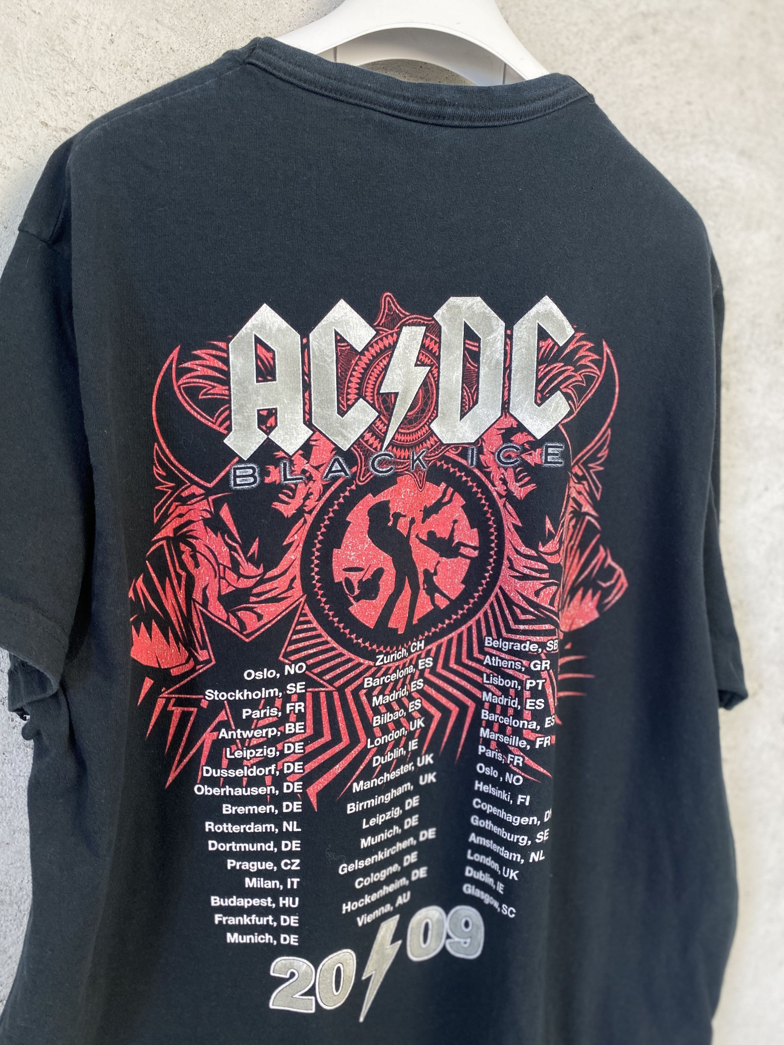 AC/DC ACDC 2008/2009 printed t-shirt tee rock band opium Size US XL / EU 56 / 4 - 6 Thumbnail