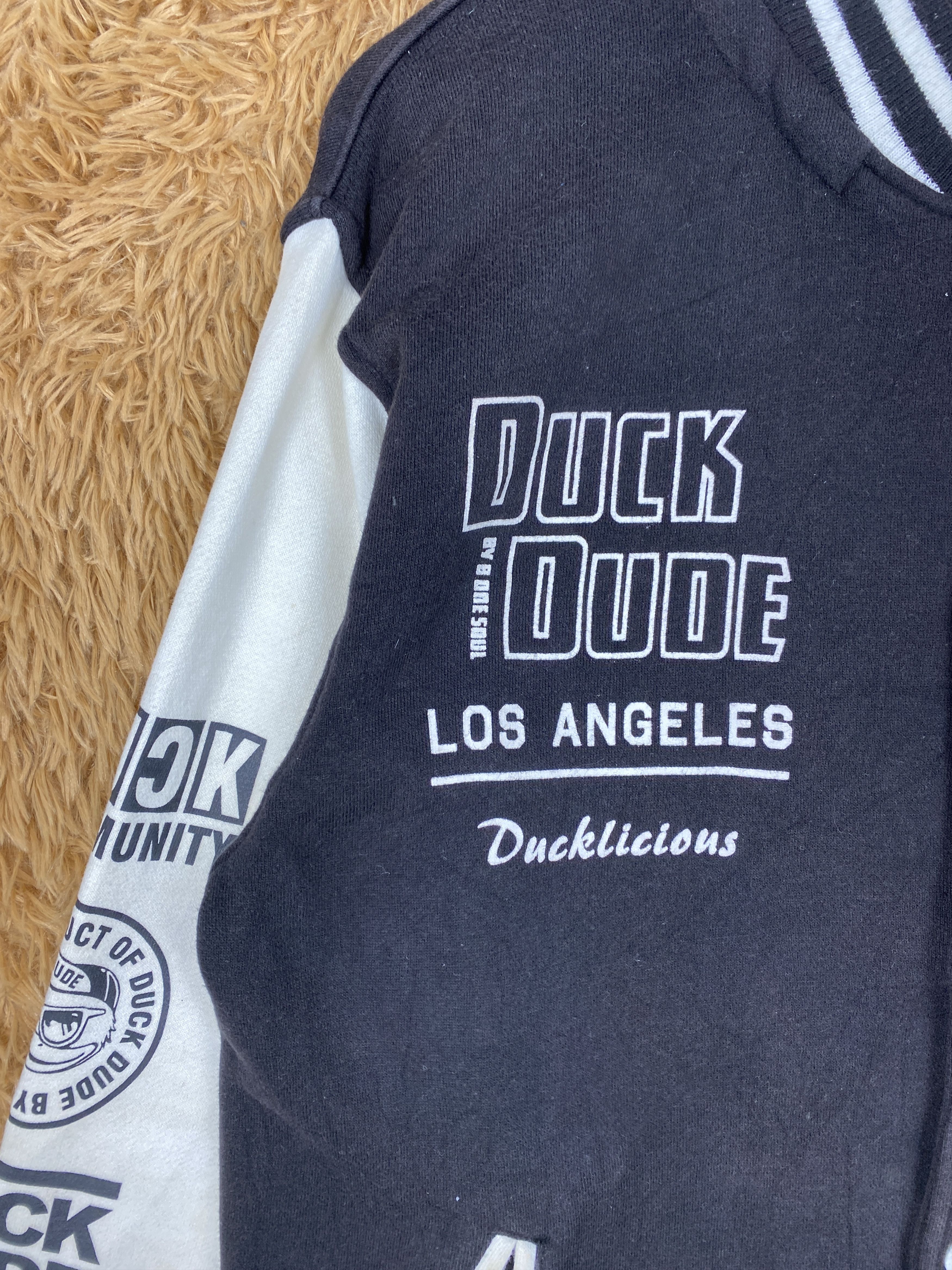 MLB Vintage Swag Duck Dude Button Varsity Sweatshirts PS0393 Size US L / EU 52-54 / 3 - 6 Thumbnail