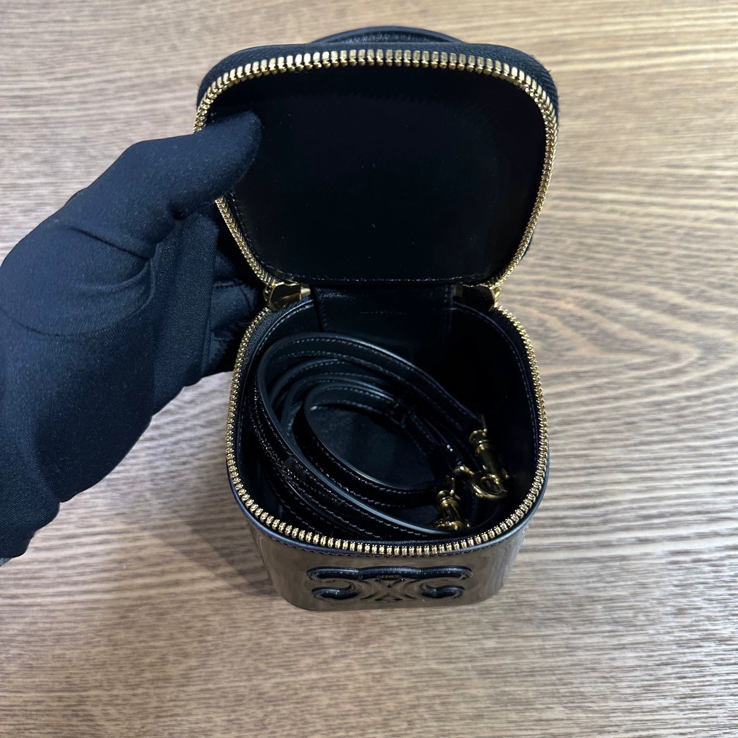 Celine Celine APR95 Patent Triomphe Mini Box Black Gold Size ONE SIZE - 2 Thumbnail