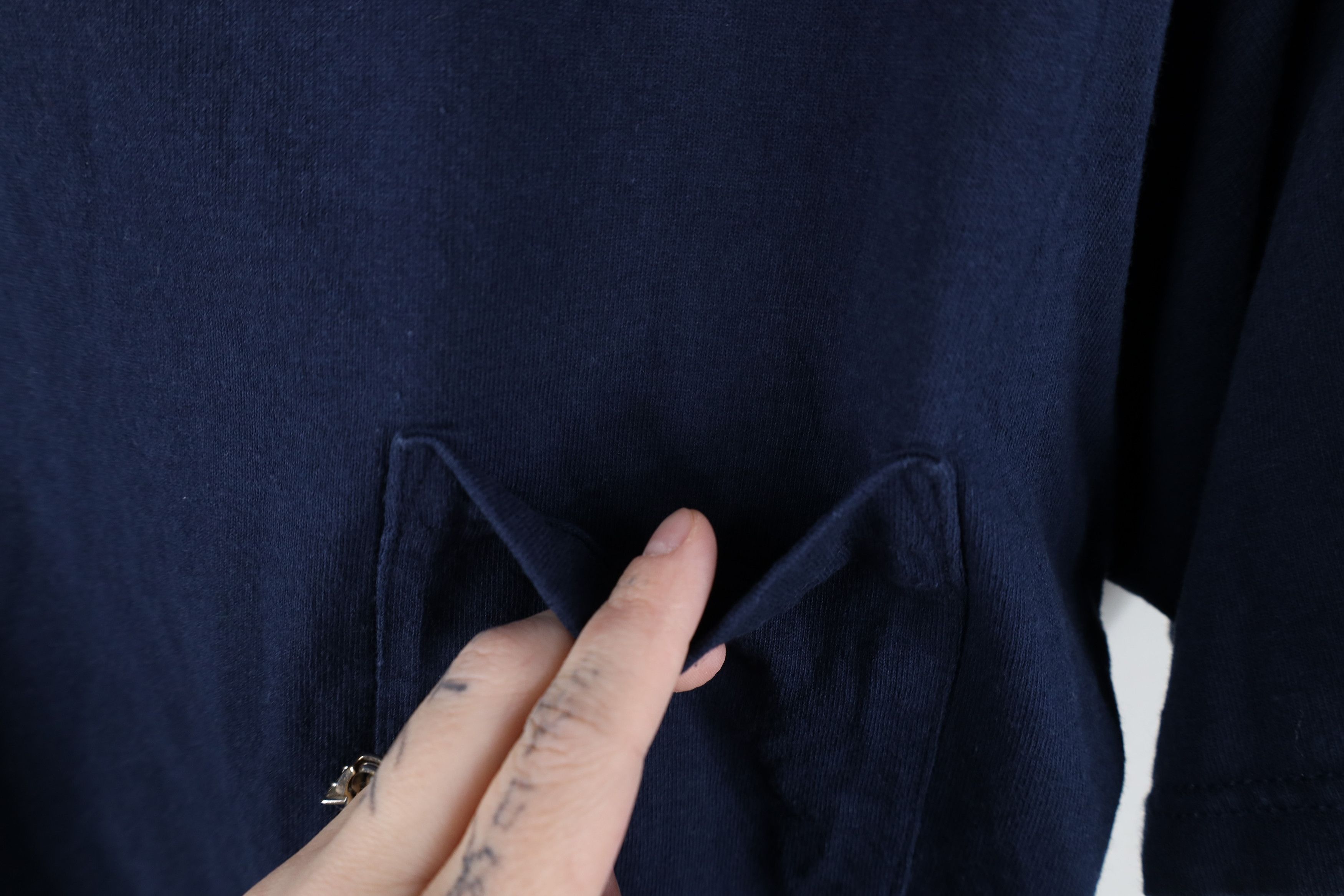 Vintage Vintage 90s Streetwear Heavyweight Cotton T-Shirt Navy Blue Size US L / EU 52-54 / 3 - 5 Thumbnail