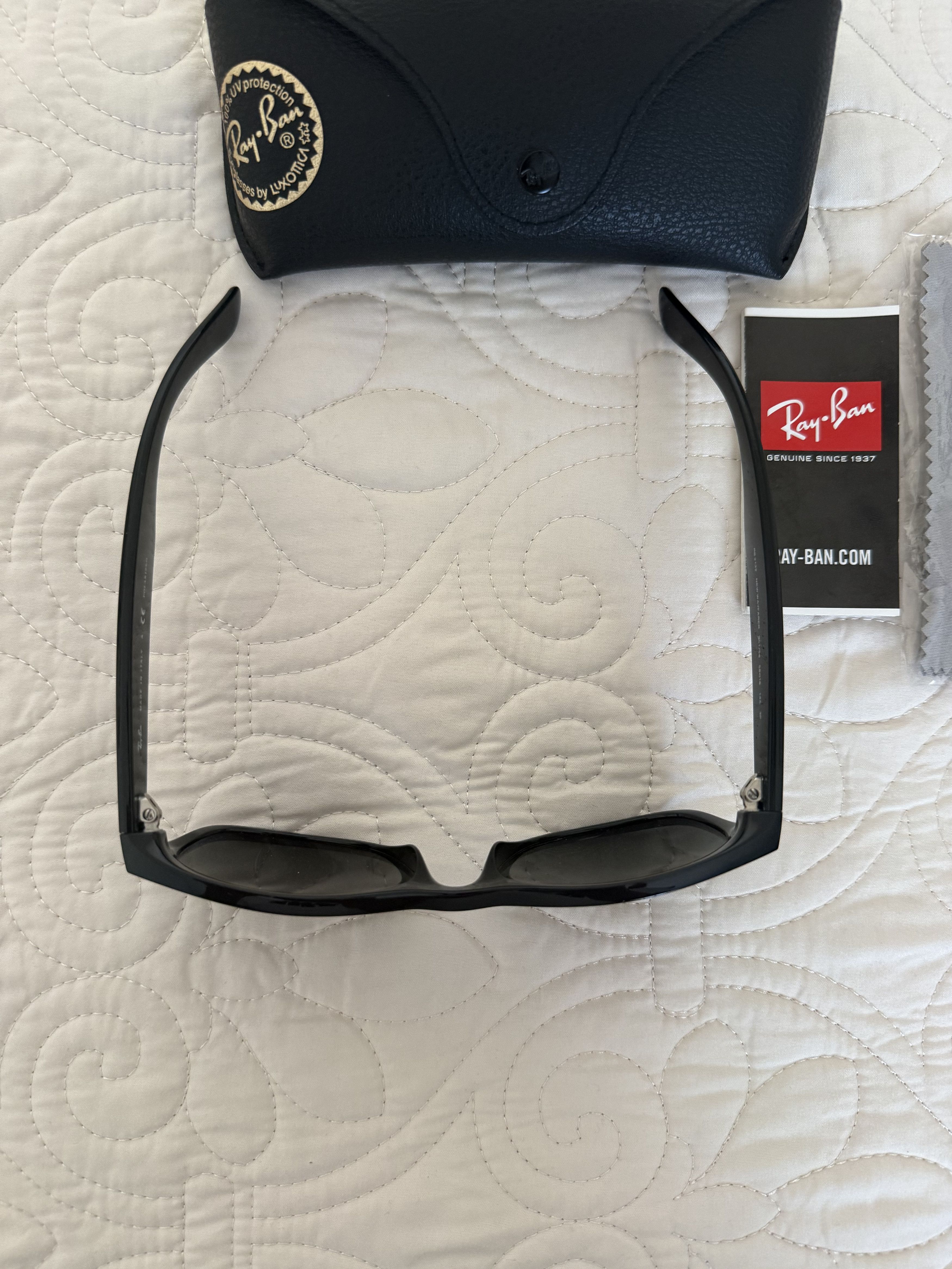 RayBan Ray-Ban New Wayfarer Classic 58mm Size 42 - 3 Thumbnail