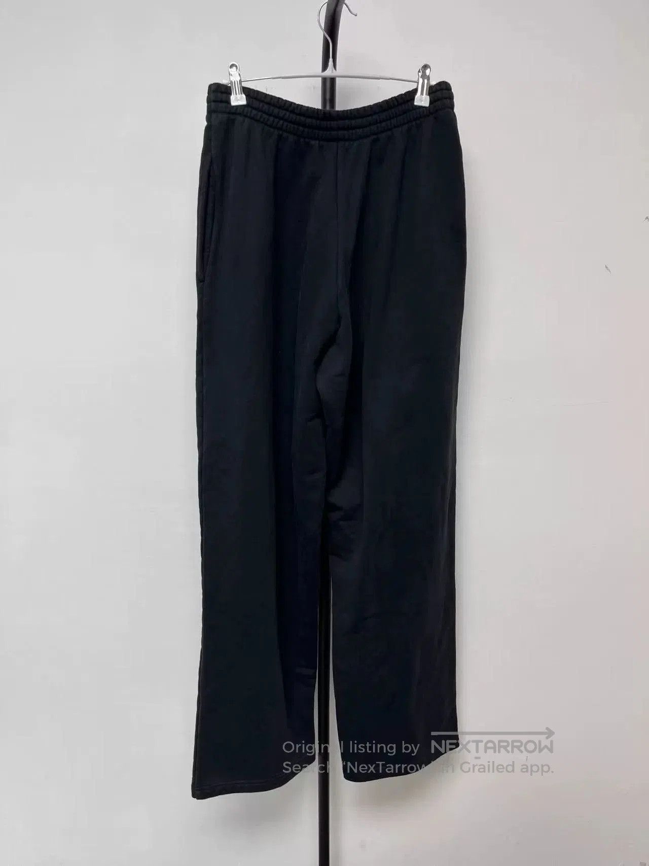 Balenciaga balenciaga logo print knitted athletic pants. Size US 34 / EU 50 - 2 Thumbnail