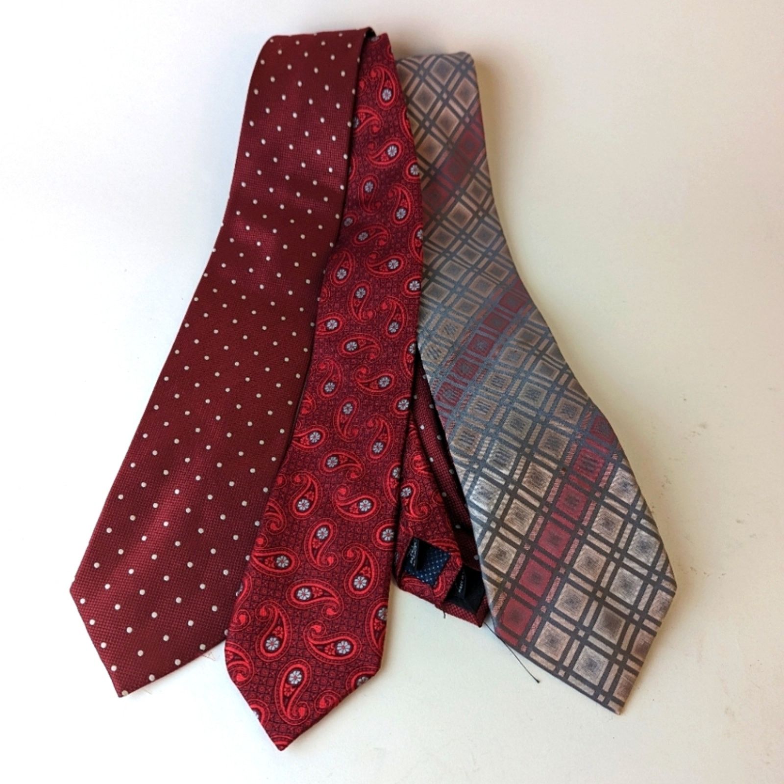 Van Heusen Bundle of Red Ties Size ONE SIZE - 1 Thumbnail