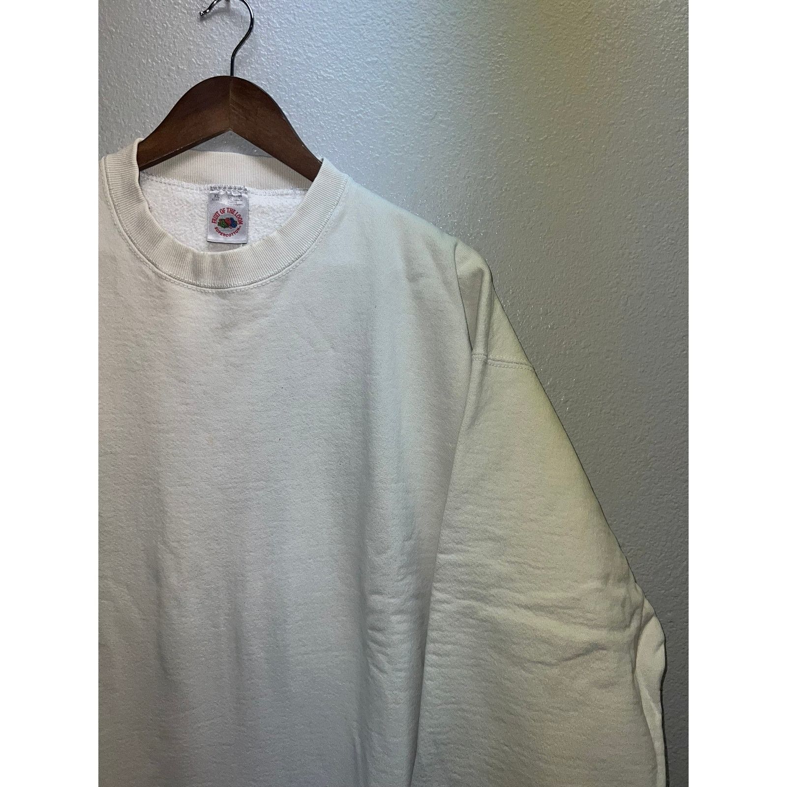 Vintage Vintage White Cream Blank Sweatshirt Crewneck FOTL 90s XL Size US XL / EU 56 / 4 - 3 Thumbnail