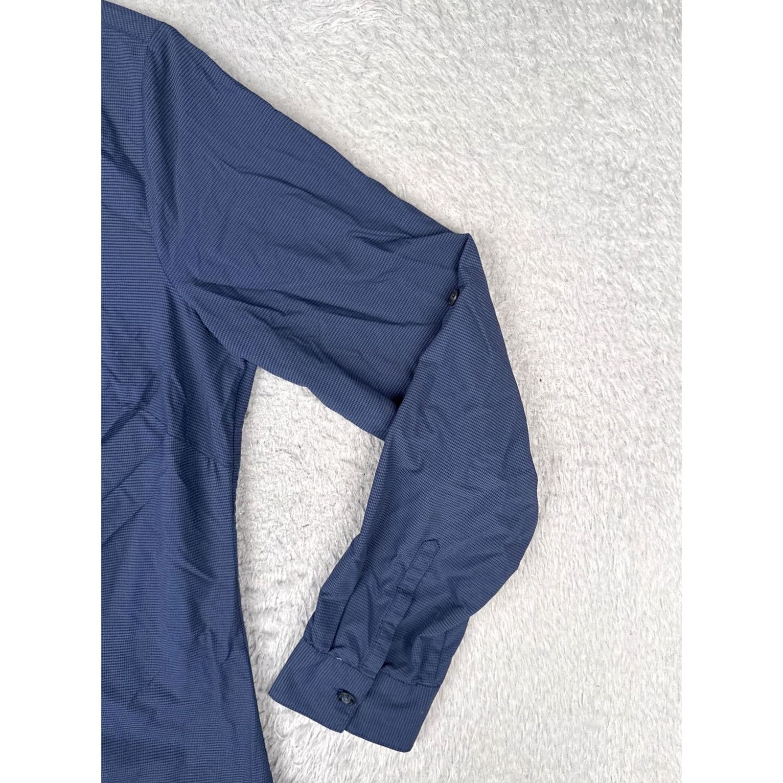 Eddie Bauer Eddie Bauer Shirt Womens Medium Blue Long Sleeve Button Front Hiking Outdoor Size M / US 6-8 / IT 42-44 - 2 Thumbnail