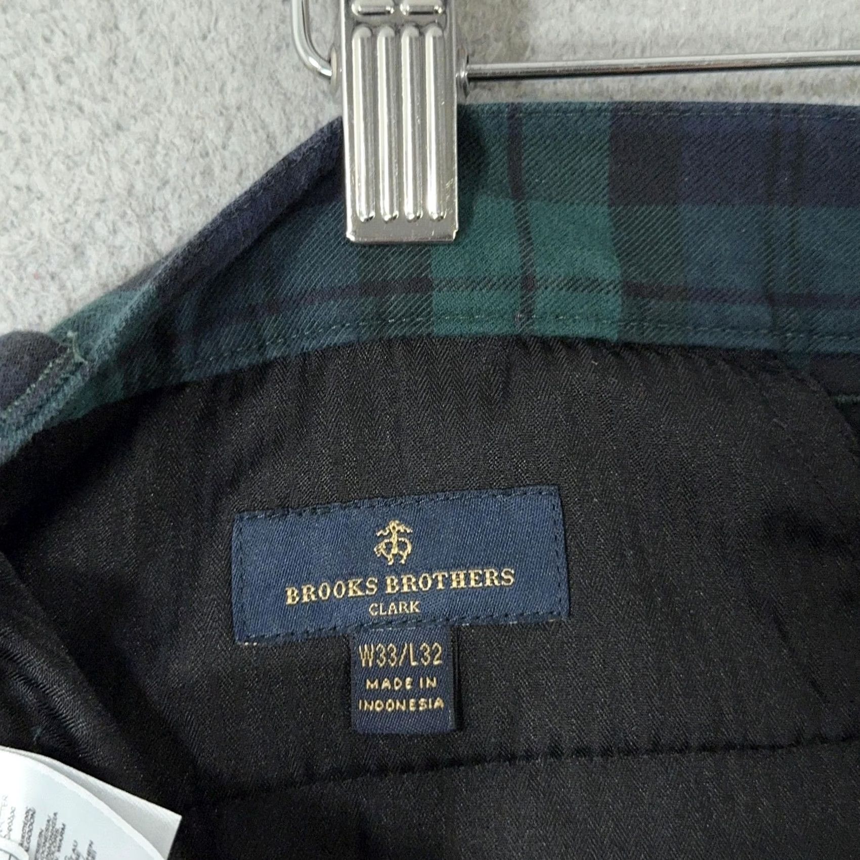 Brooks Brothers Brooks Brothers Clark Black Watch Plaid Pants Mens 33x32 Green Chino Flannel Size US 33 - 2 Thumbnail