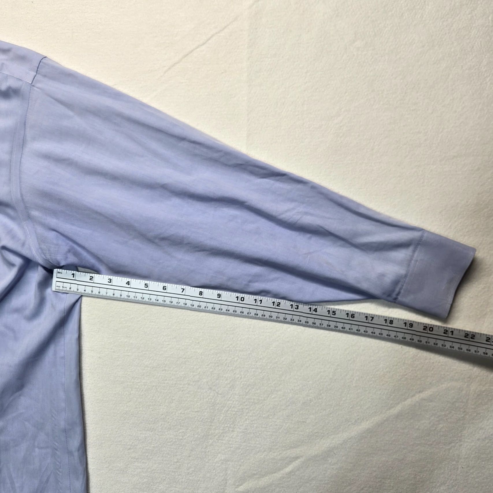 Geoffrey Beene Geoffrey Beene Shirt Button-Up Adults XL Blue Solid Long Sleeve Men’s 17.5 34/35 Size US XL / EU 56 / 4 - 5 Thumbnail