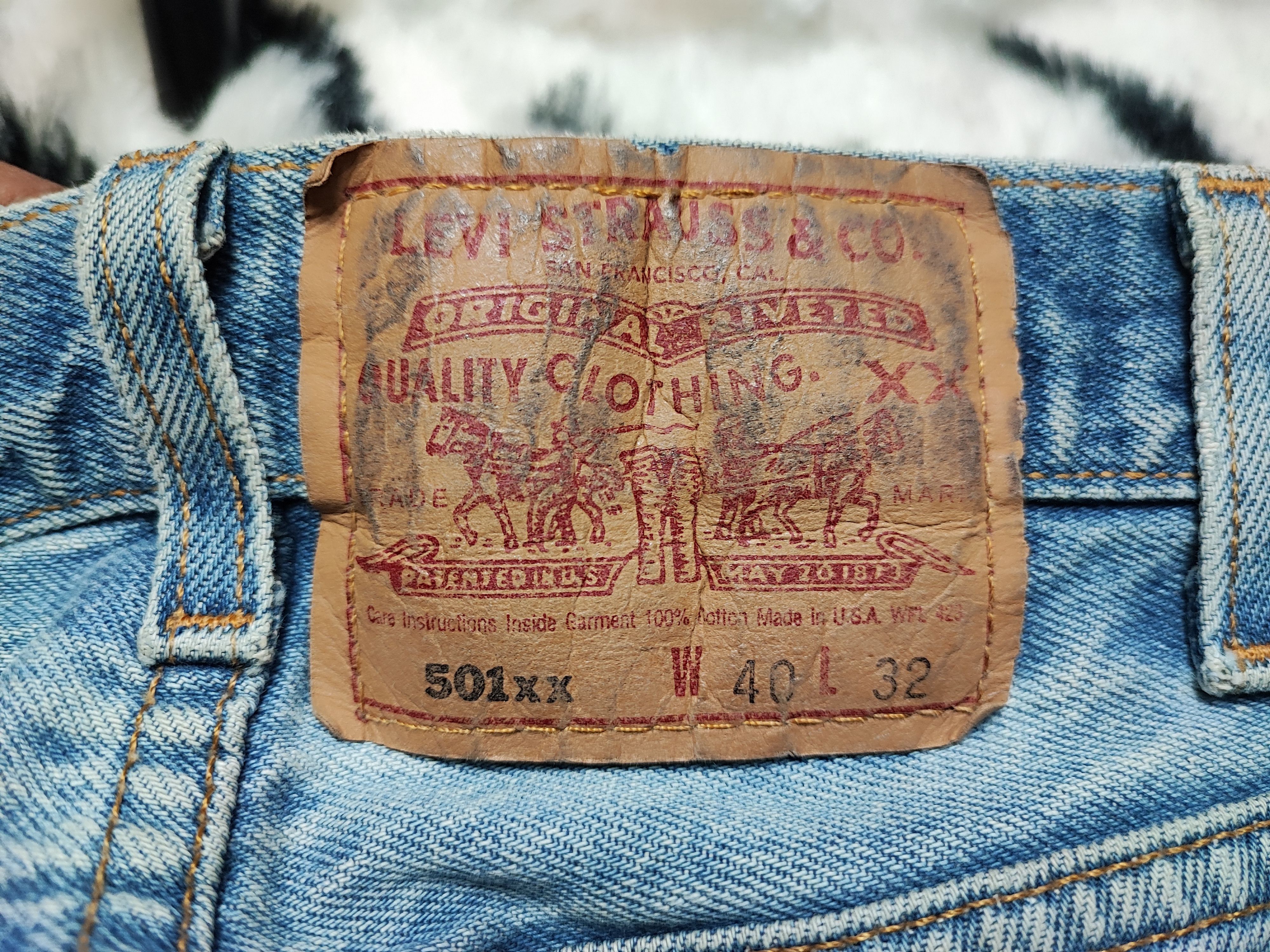 Levi's Vintage Clothing Vintage Levis 501xx Fly Button Jeans Size US 37 - 11 Thumbnail