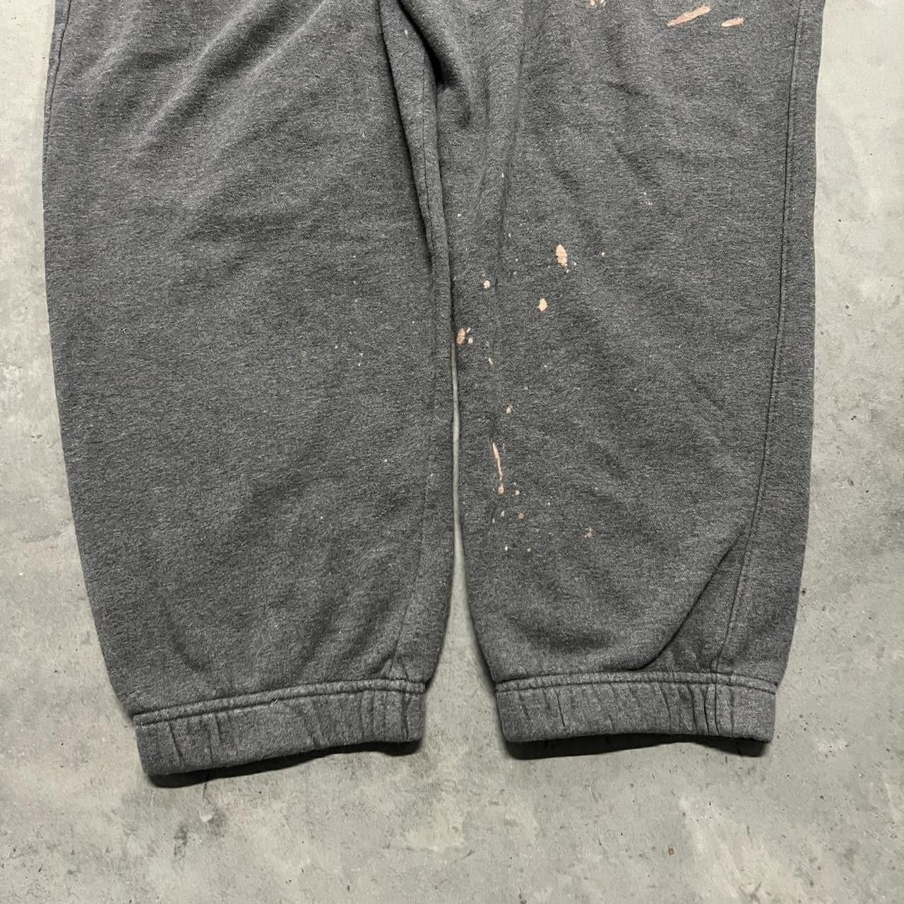 Nike Vintage Y2K/2000s Nike Grey Sweatpants with Bleach splatter and baggy fit! Size US 40 / EU 56 - 4 Thumbnail
