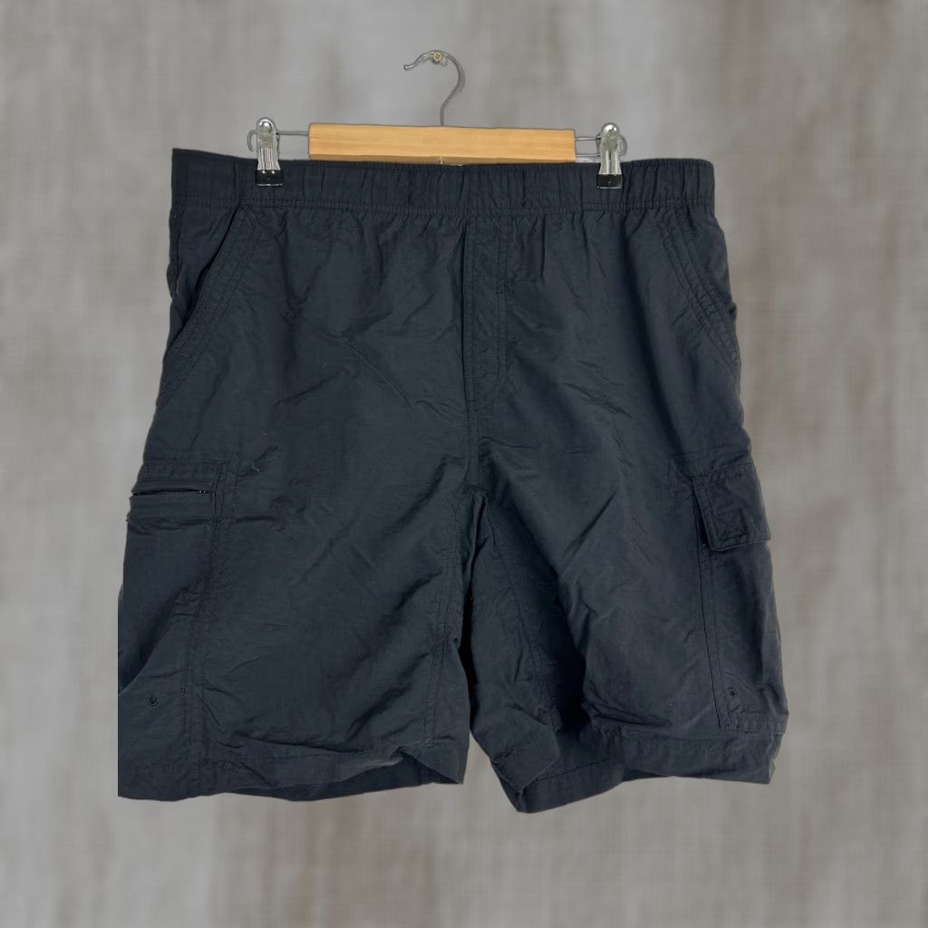 Vintage Columbia Mens Cargo Shorts Black 38x8 Nylon Blend Missing Drawstring Hiking Outdoor Mens Regular Cargo Short Black 38 Navy? Size US 38 / EU 54 - 1 Thumbnail