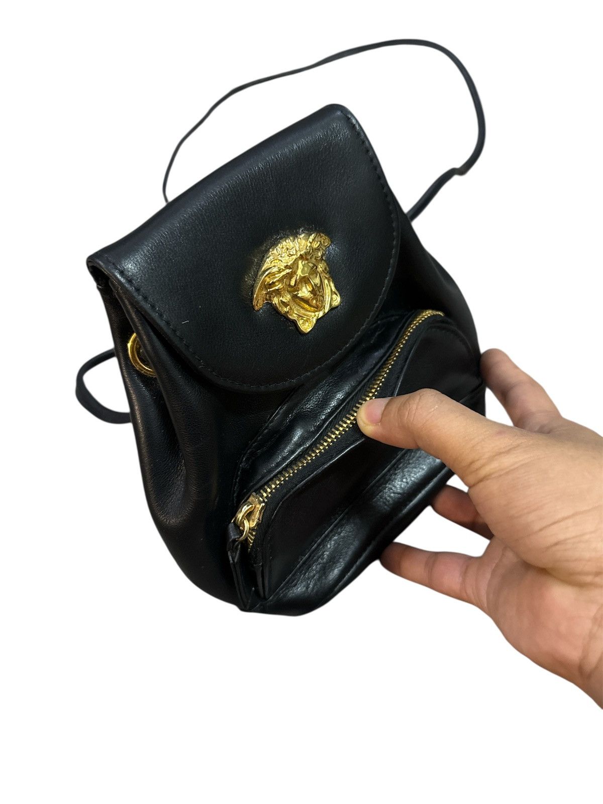 Versace Versace Medusa Leather Sling bag Size ONE SIZE - 3 Thumbnail