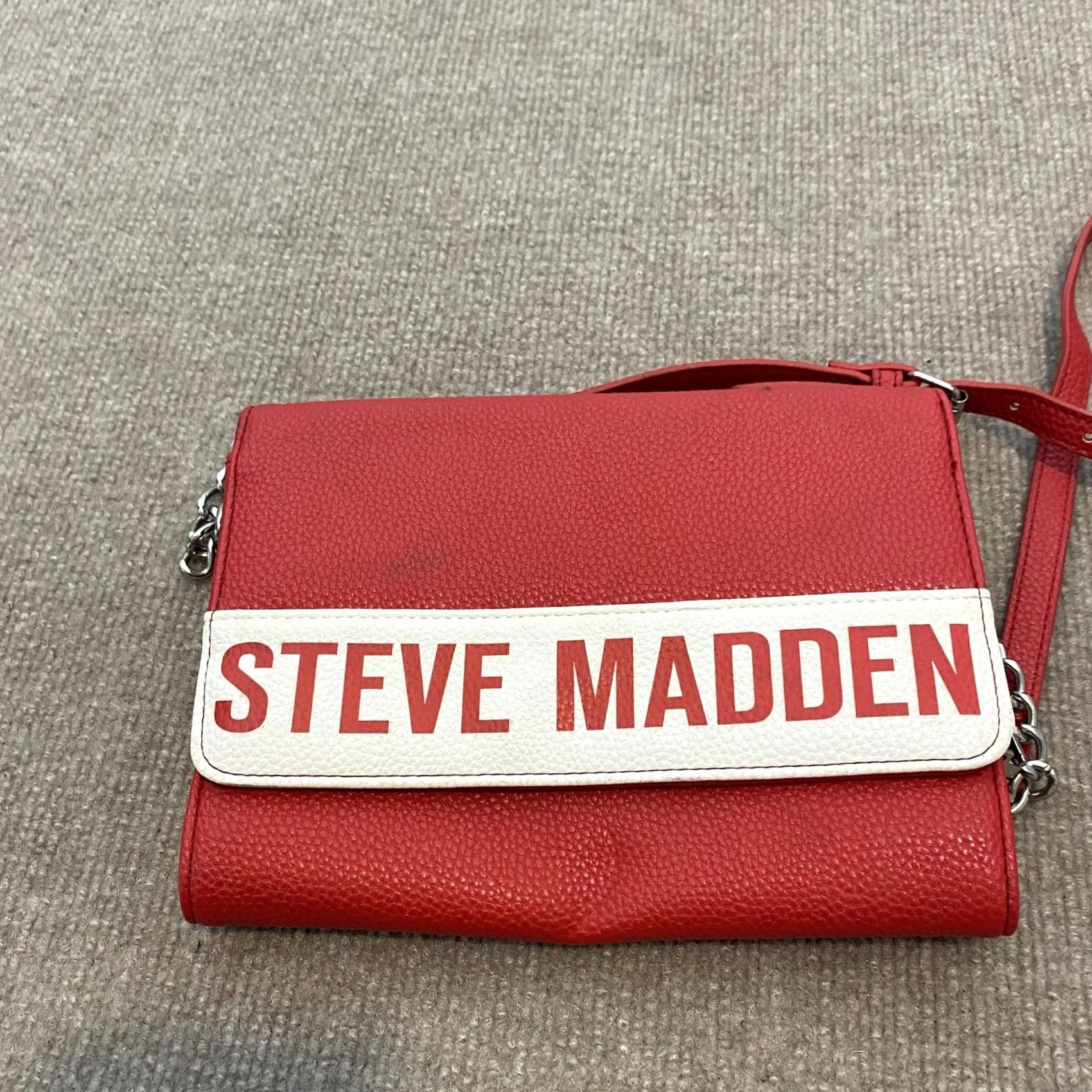 Steve Madden Steve Madden Bag Crossbody Small Womens Red Polyurethane Wallet Chain Strap Size ONE SIZE - 4 Thumbnail