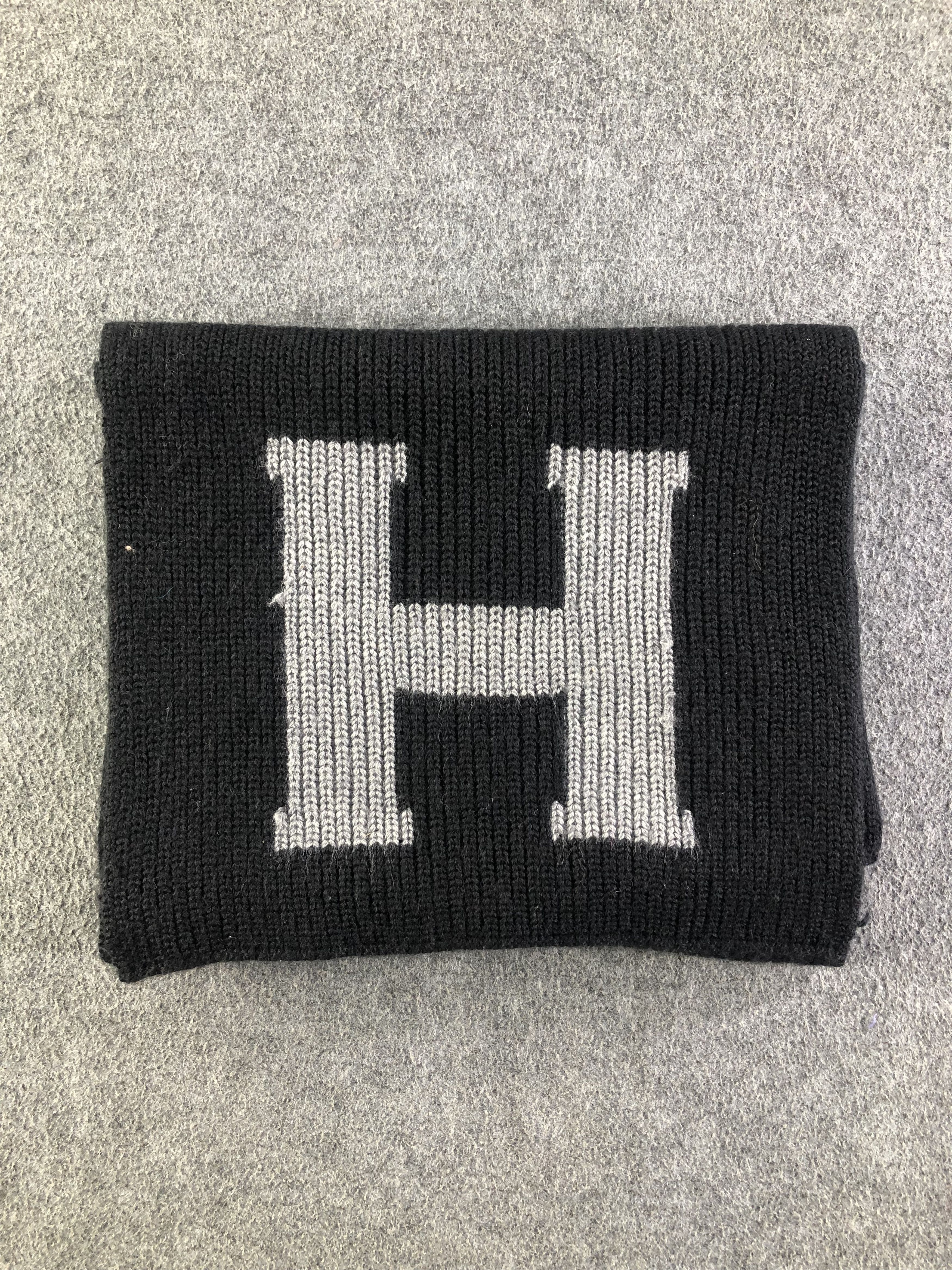 Tommy Hilfiger Tommy Hilfiger Scarf / Muffler / Neckwear SS1257 Size ONE SIZE - 5 Thumbnail